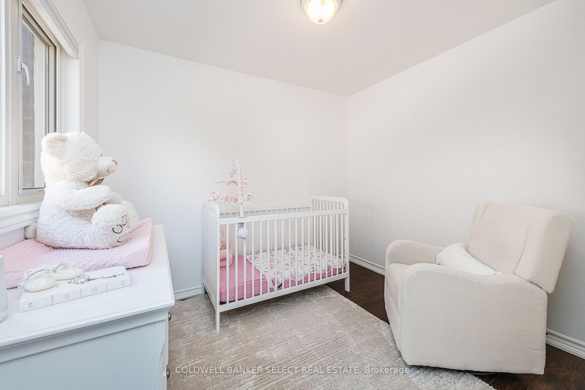 Photo 26 of 45 Holt Drive, New Tecumseth, Alliston — HOMEH