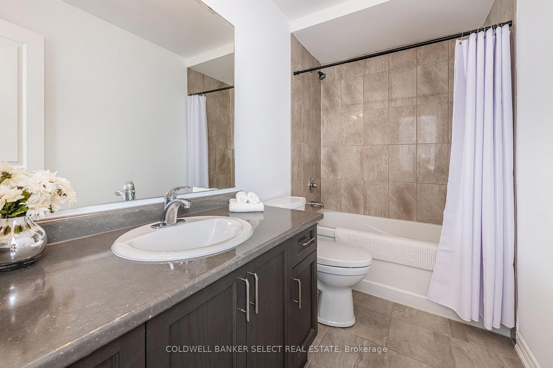 Photo 28 of 45 Holt Drive, New Tecumseth, Alliston — HOMEH