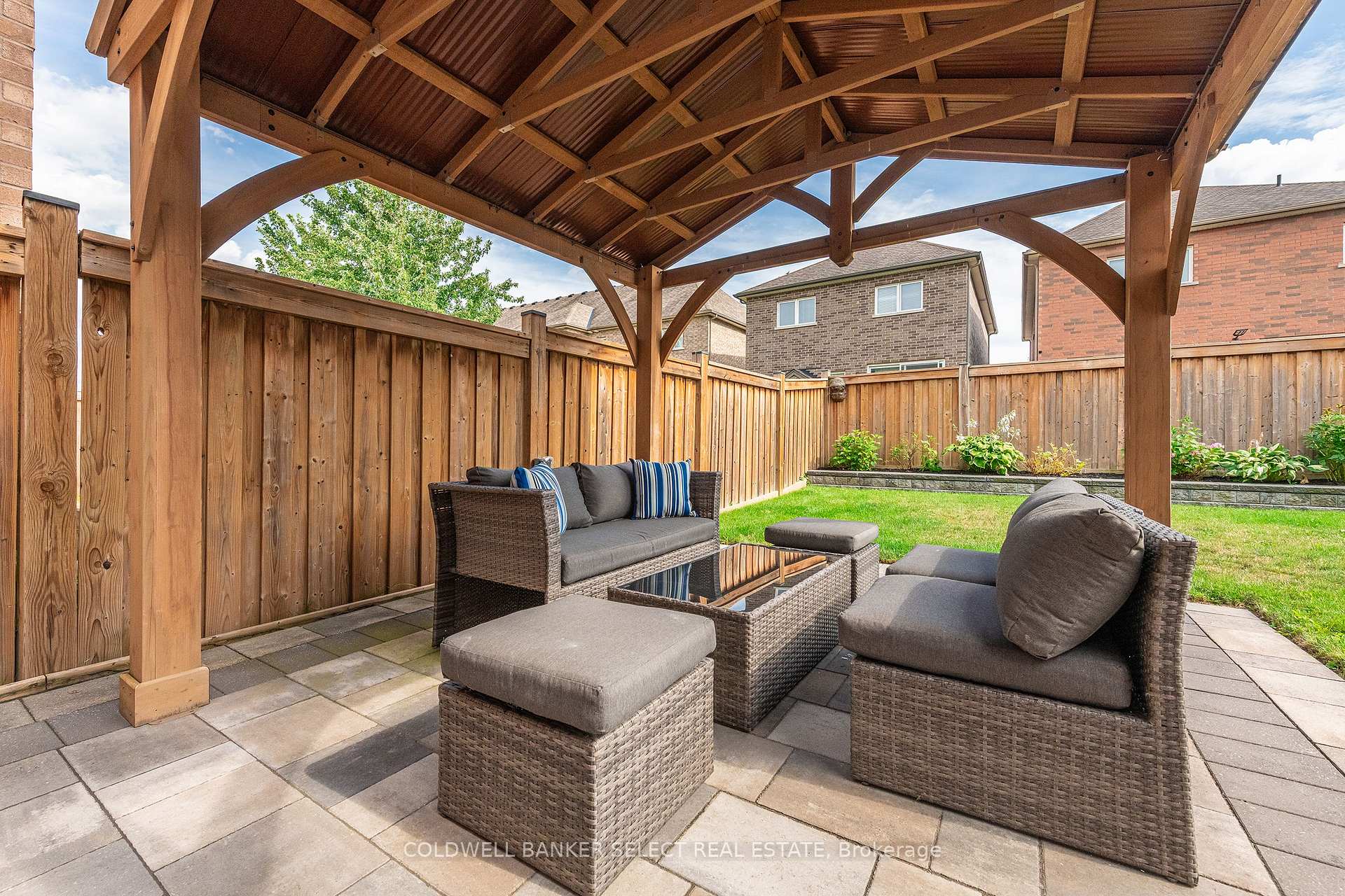 Photo 37 of 45 Holt Drive, New Tecumseth, Alliston — HOMEH