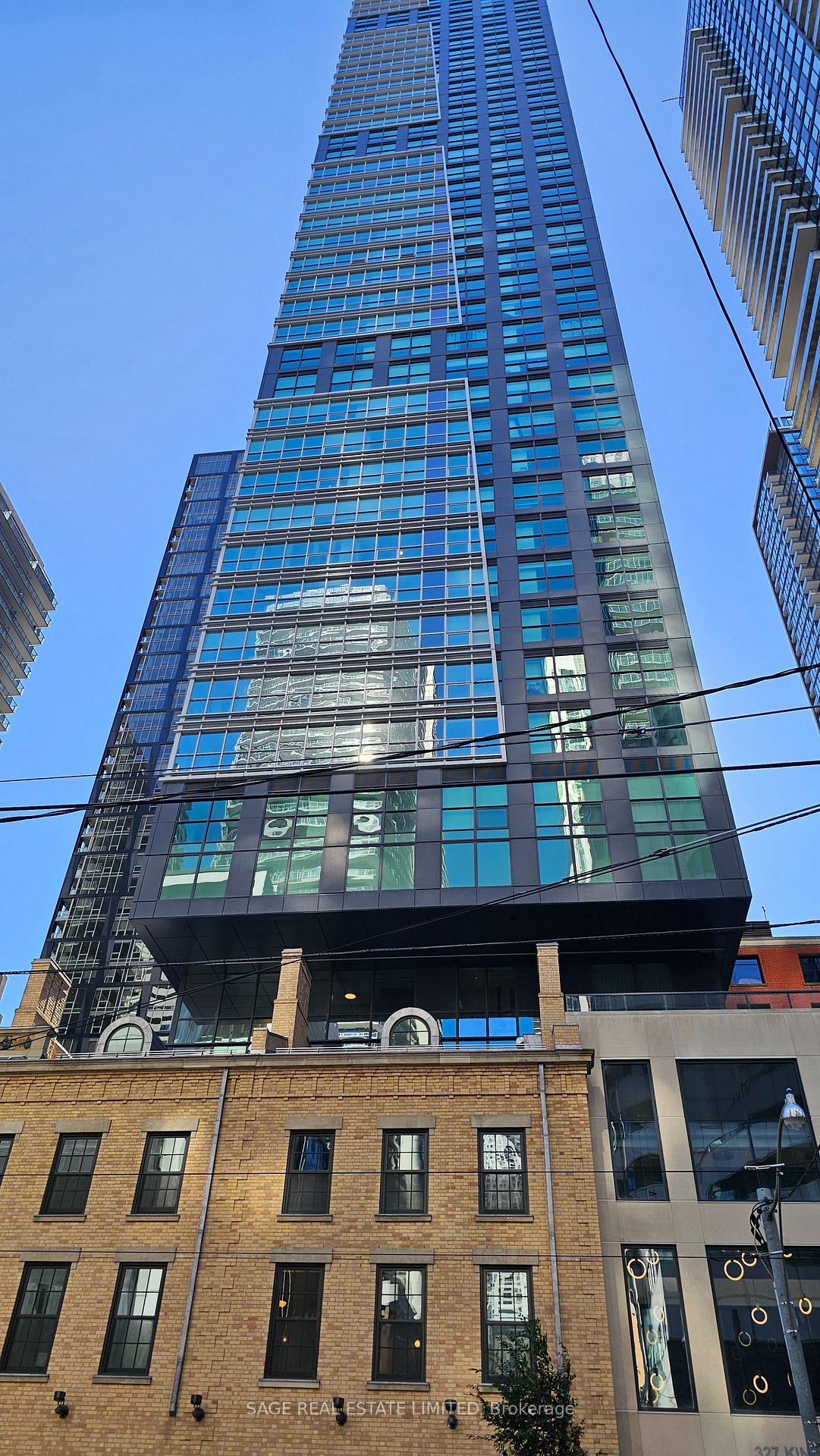 Photo of Unit 1806, 327 King Street W