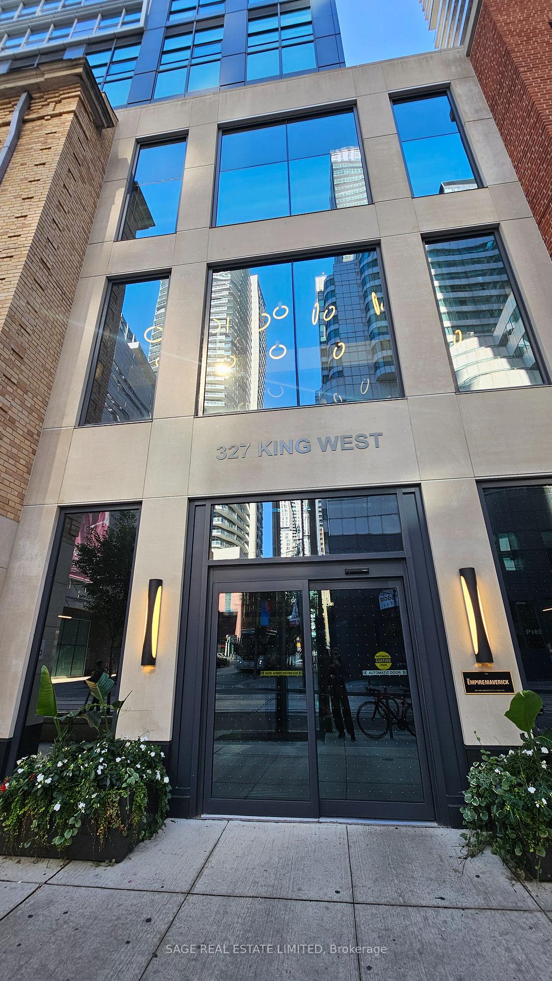Photo 2 of Unit 1806, 327 King Street W, Toronto, Waterfront Communities — HOMEH