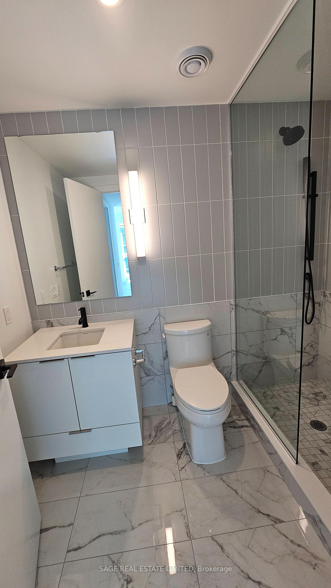 Photo 8 of Unit 1806, 327 King Street W, Toronto, Waterfront Communities — HOMEH