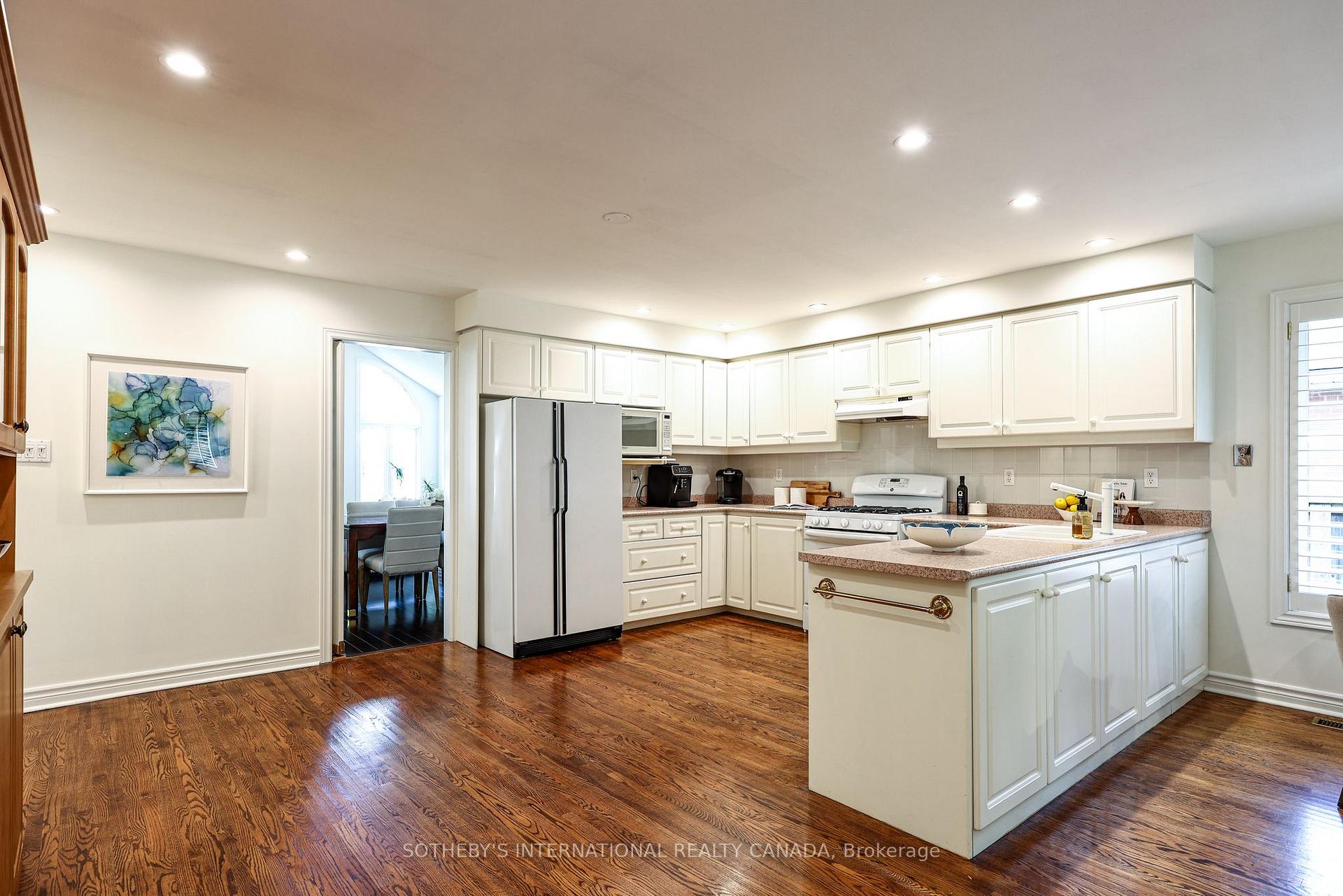 Photo 9 of 33 Captain Armstrong Lane, Markham, Sherwood-Amberglen — HOMEH