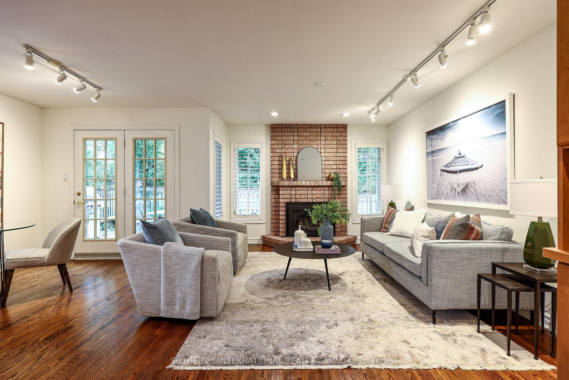 Photo 10 of 33 Captain Armstrong Lane, Markham, Sherwood-Amberglen — HOMEH