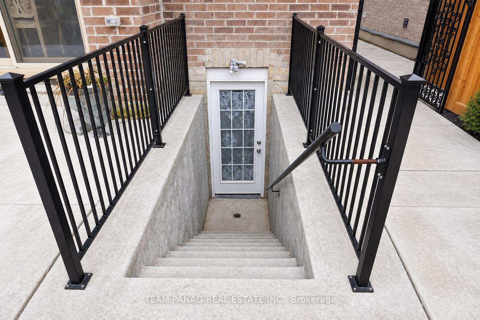 Photo 3 of Unit B, 3 Fascination Street, Brampton, Sandringham-Wellington North — HOMEH