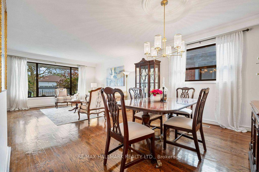 Photo 15 of 12 Tammy Lane, Etobicoke, West Humber-Clairville — HOMEH
