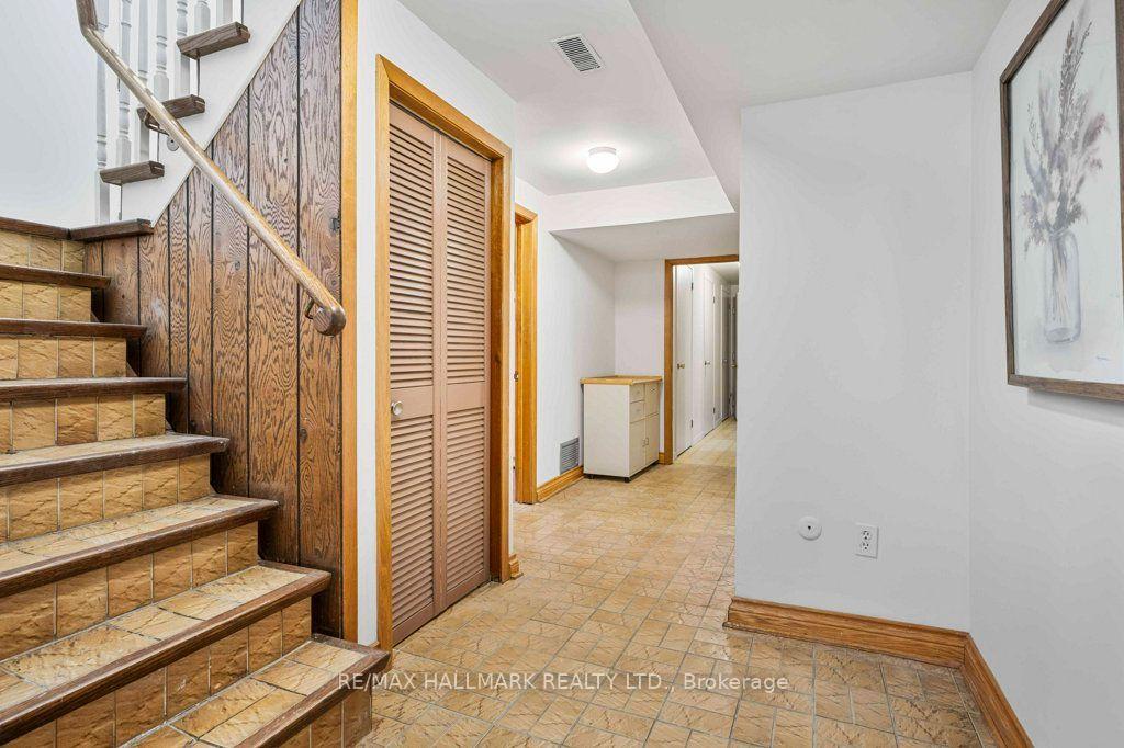 Photo 29 of 12 Tammy Lane, Etobicoke, West Humber-Clairville — HOMEH