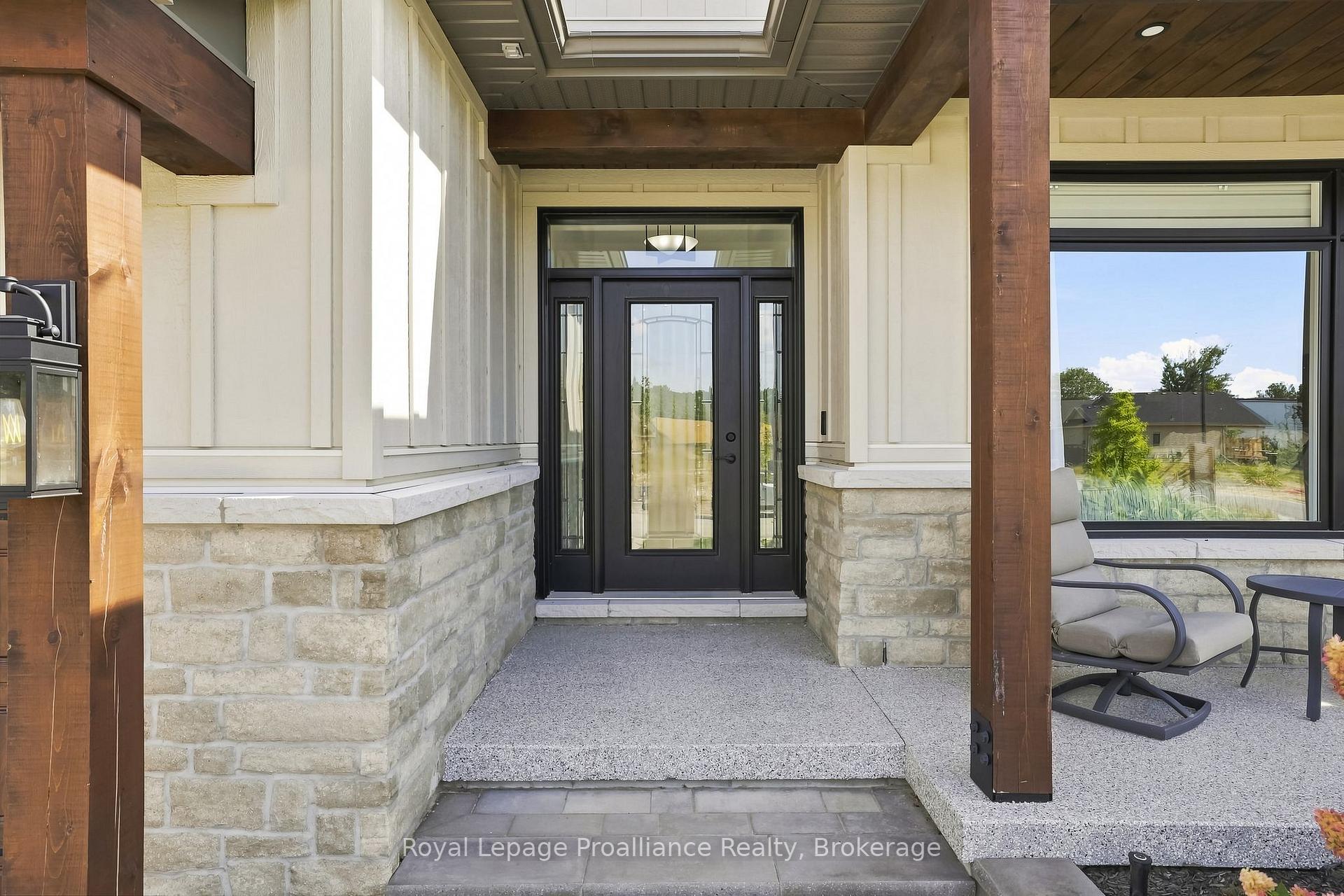 Photo 3 of 100 Deerview Drive, Quinte West, Murray Ward — HOMEH