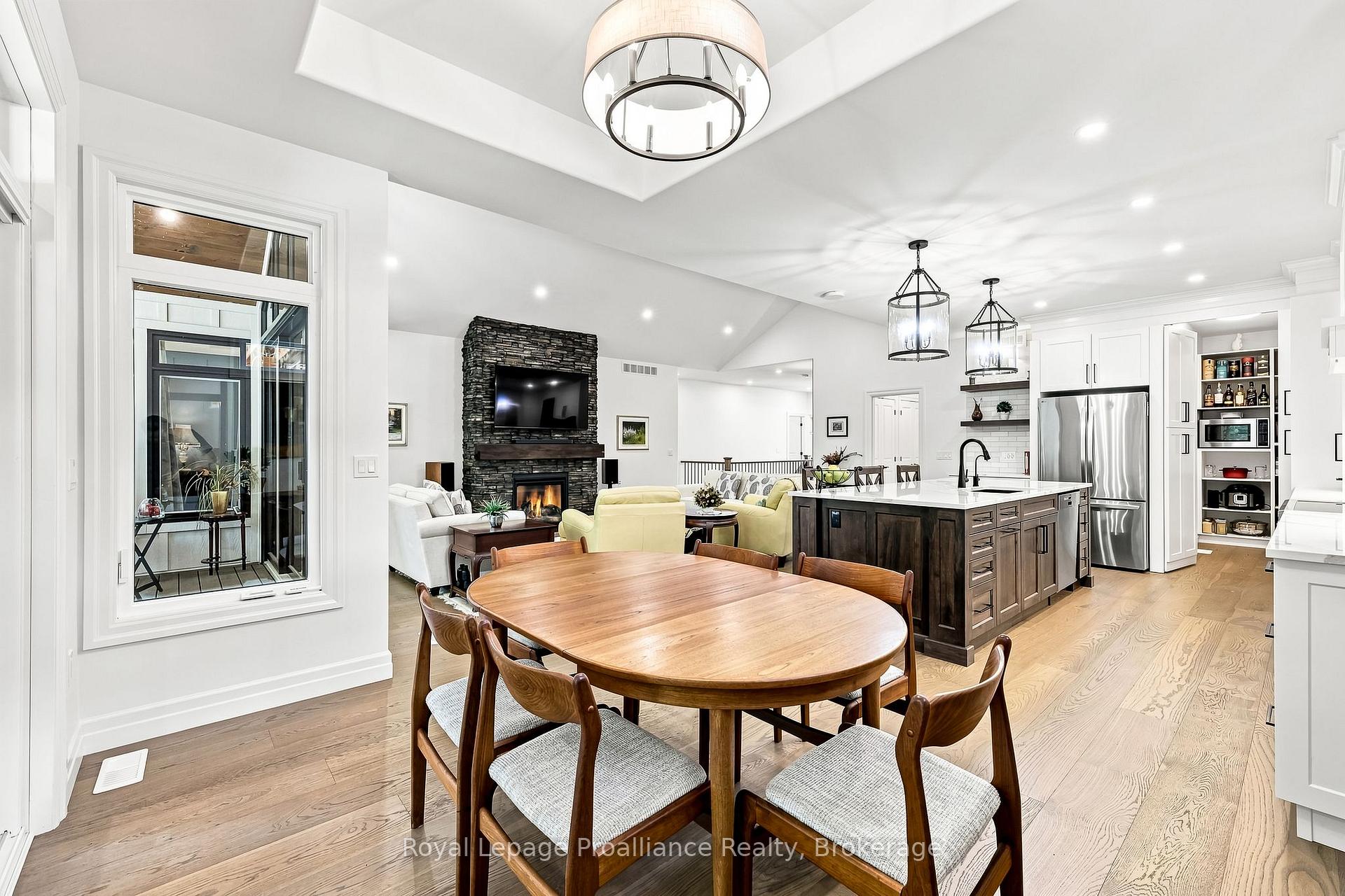 Photo 16 of 100 Deerview Drive, Quinte West, Murray Ward — HOMEH