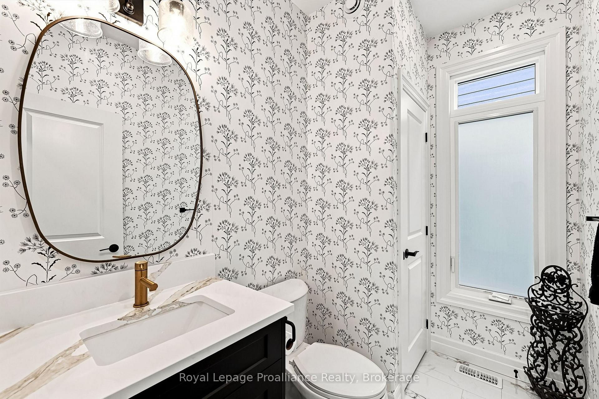 Photo 32 of 100 Deerview Drive, Quinte West, Murray Ward — HOMEH