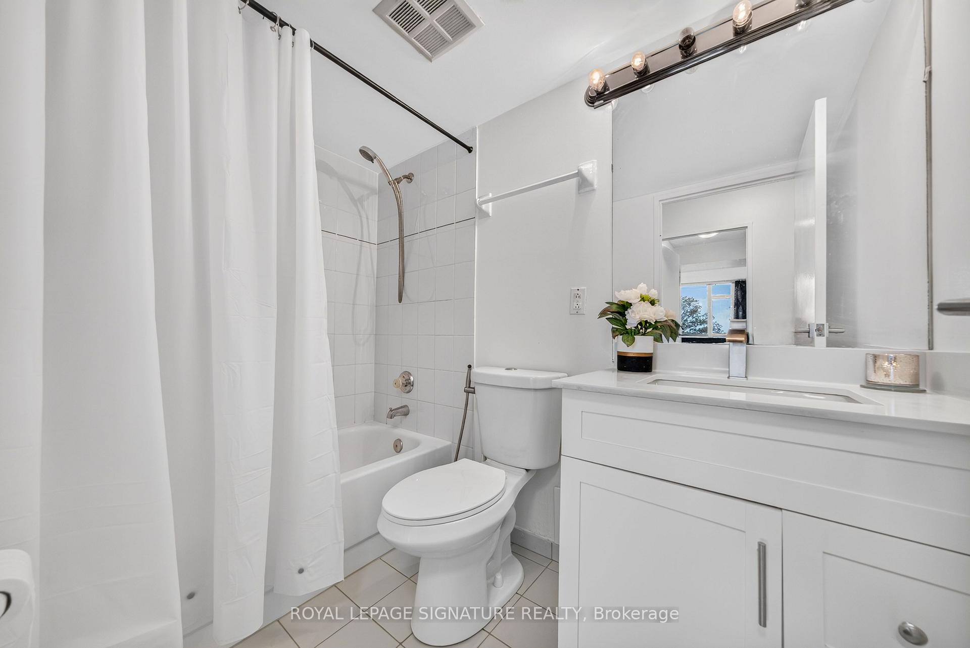Photo 13 of Unit 211, 1 Rowntree Road, Etobicoke, Mount Olive-Silverstone-Jamestown — HOMEH