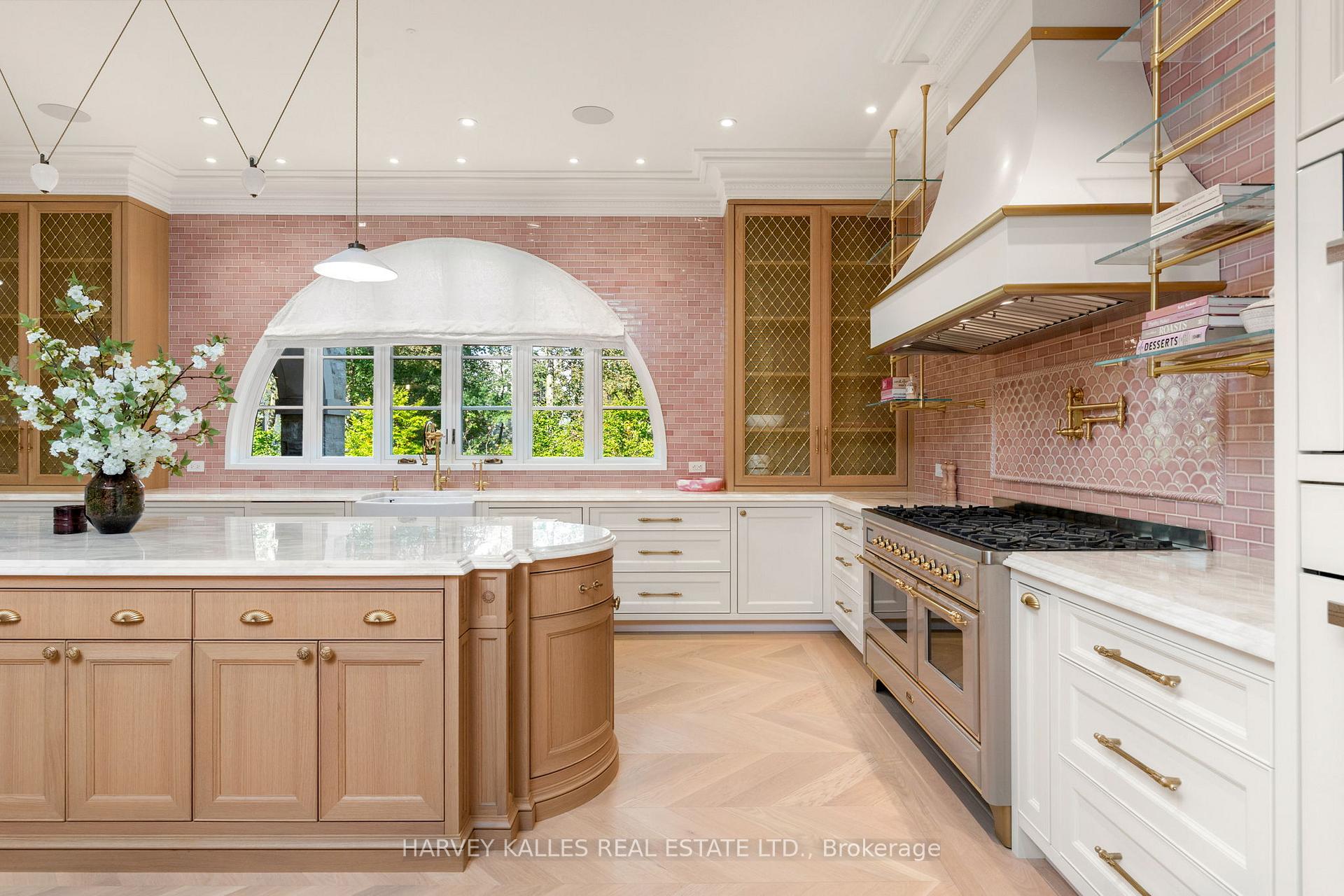 Photo 9 of 221 Forest Hill Road, Toronto, Forest Hill South — HOMEH