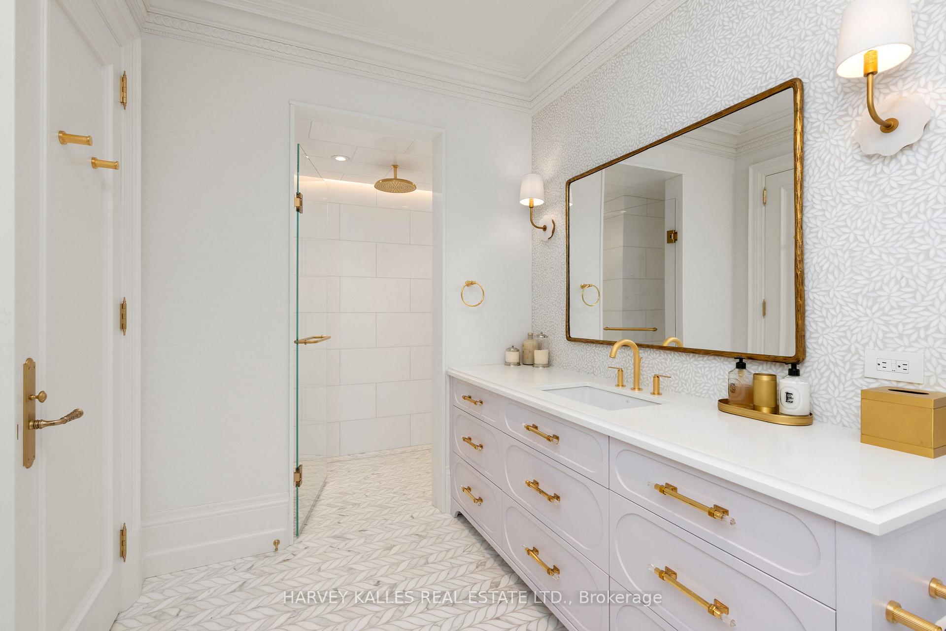 Photo 33 of 221 Forest Hill Road, Toronto, Forest Hill South — HOMEH