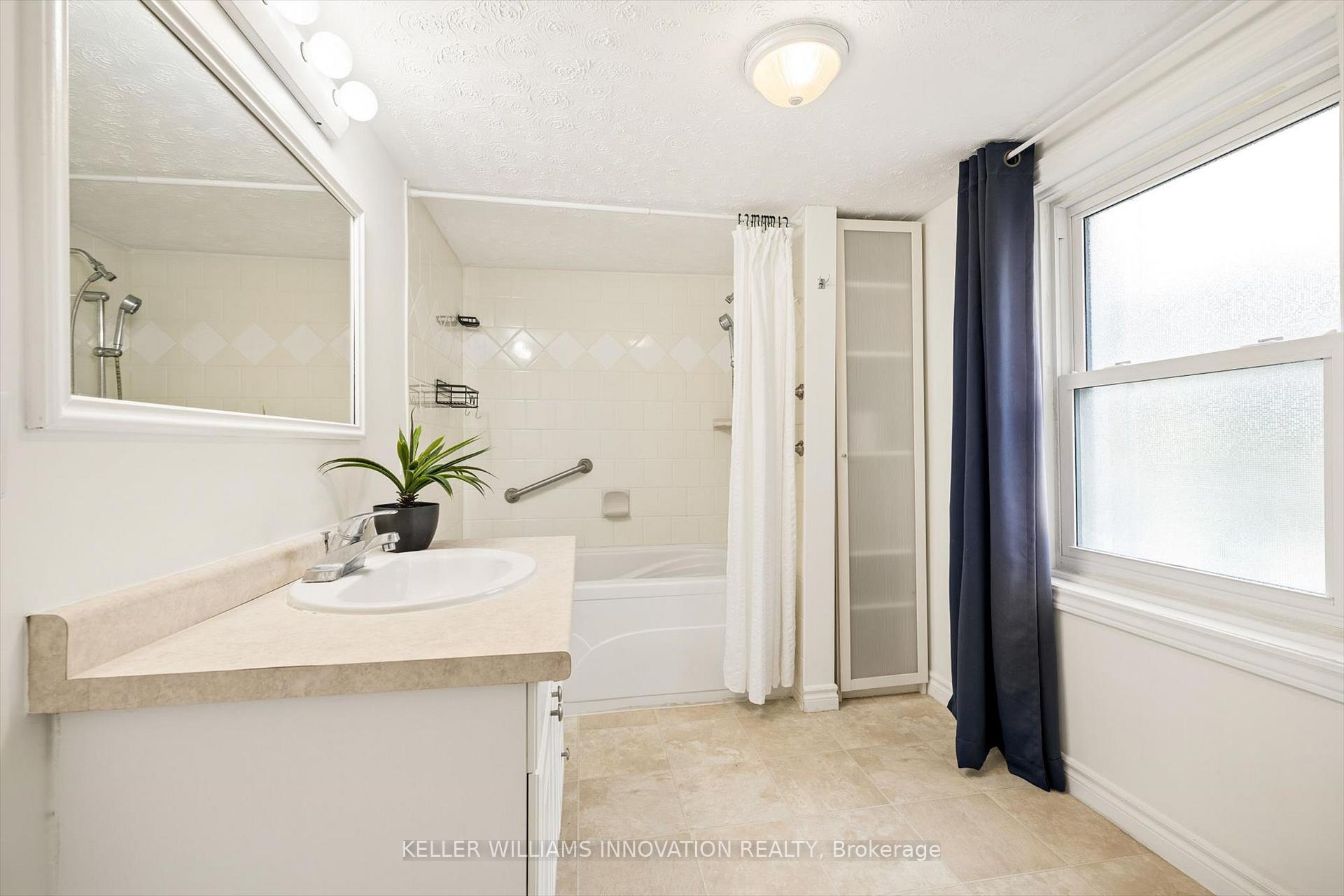 Photo 13 of 77 Beverly Street, Cambridge, City Core/Wellington — HOMEH