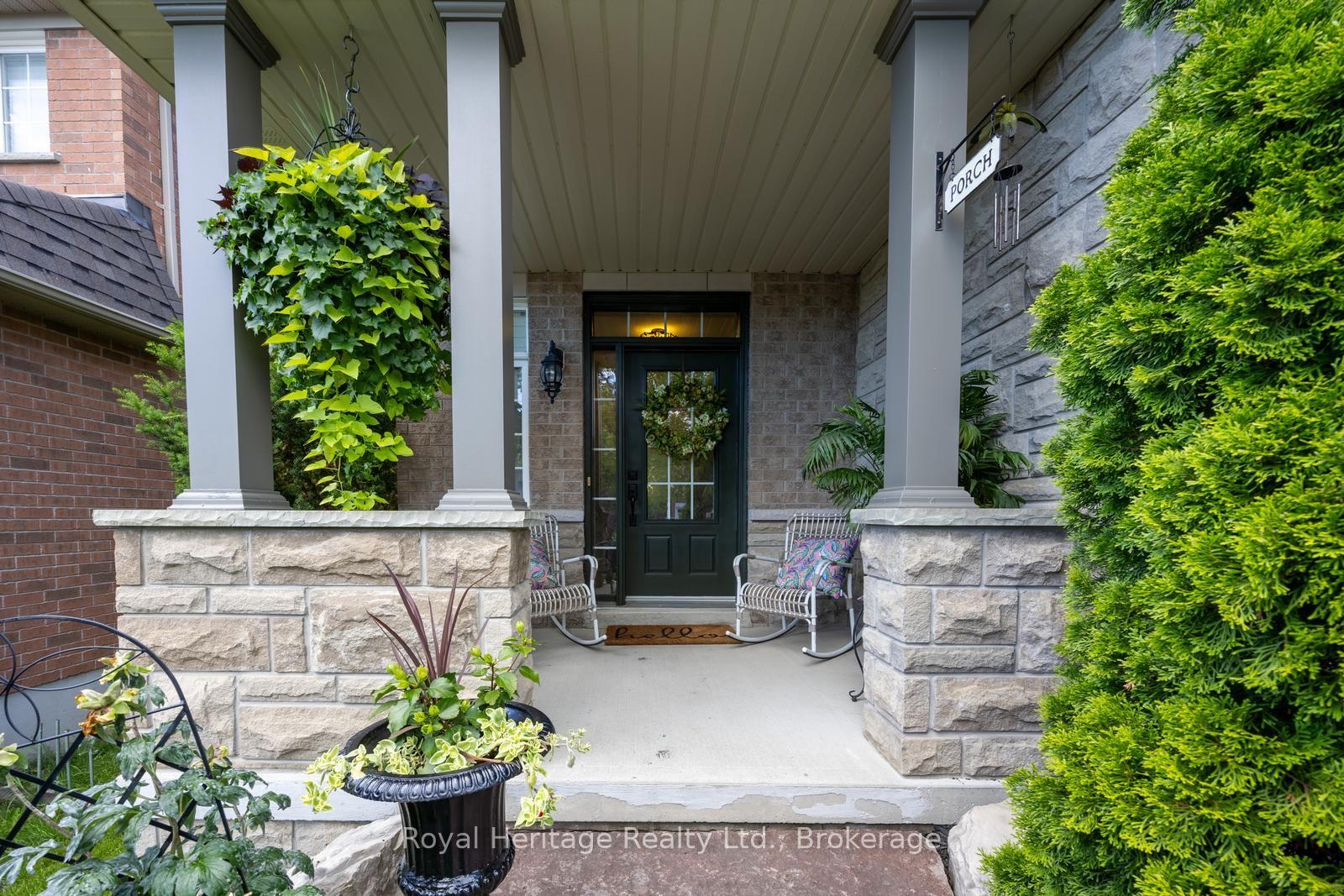 Photo 2 of 6 Goodall Crescent, Clarington, Bowmanville — HOMEH