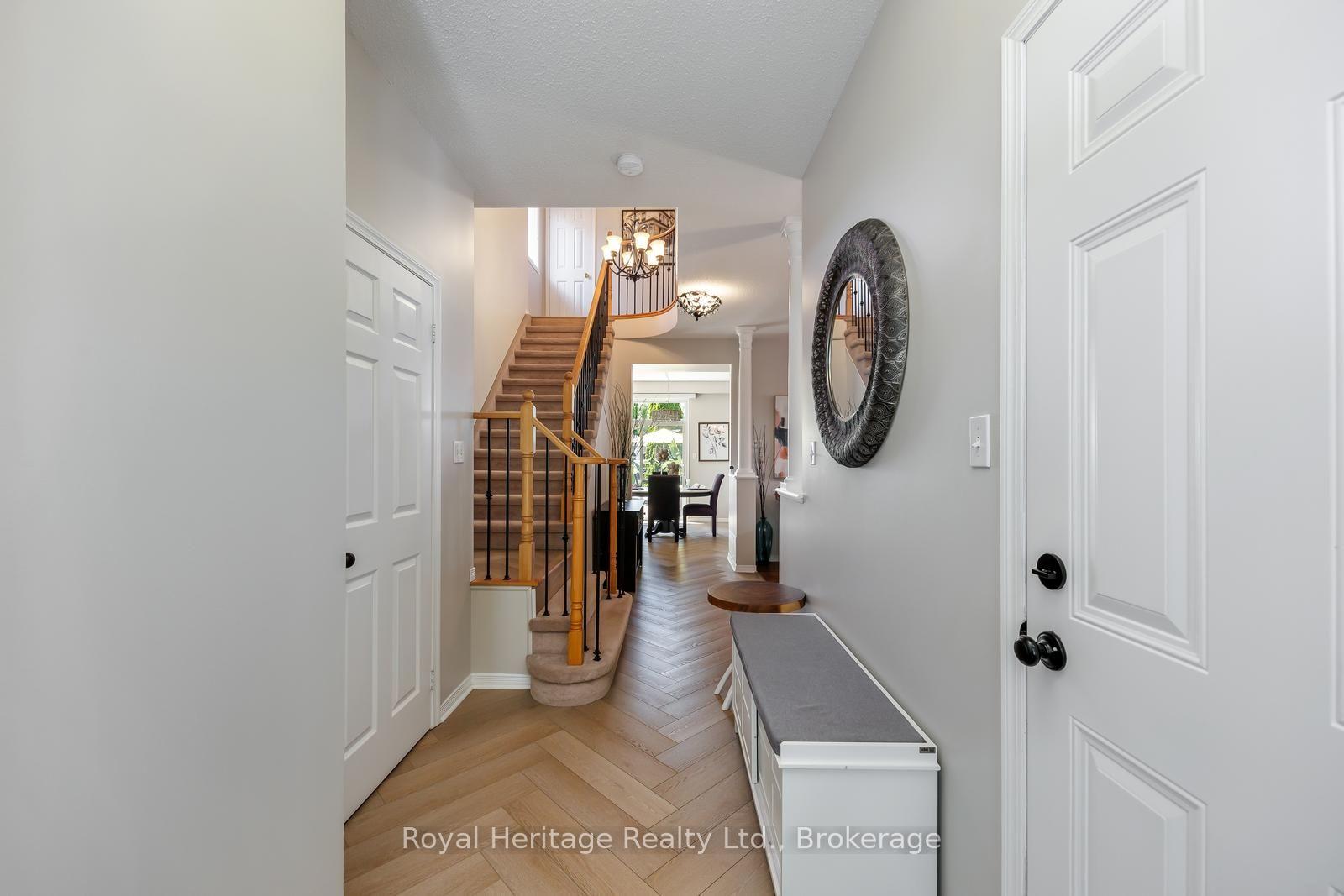 Photo 4 of 6 Goodall Crescent, Clarington, Bowmanville — HOMEH