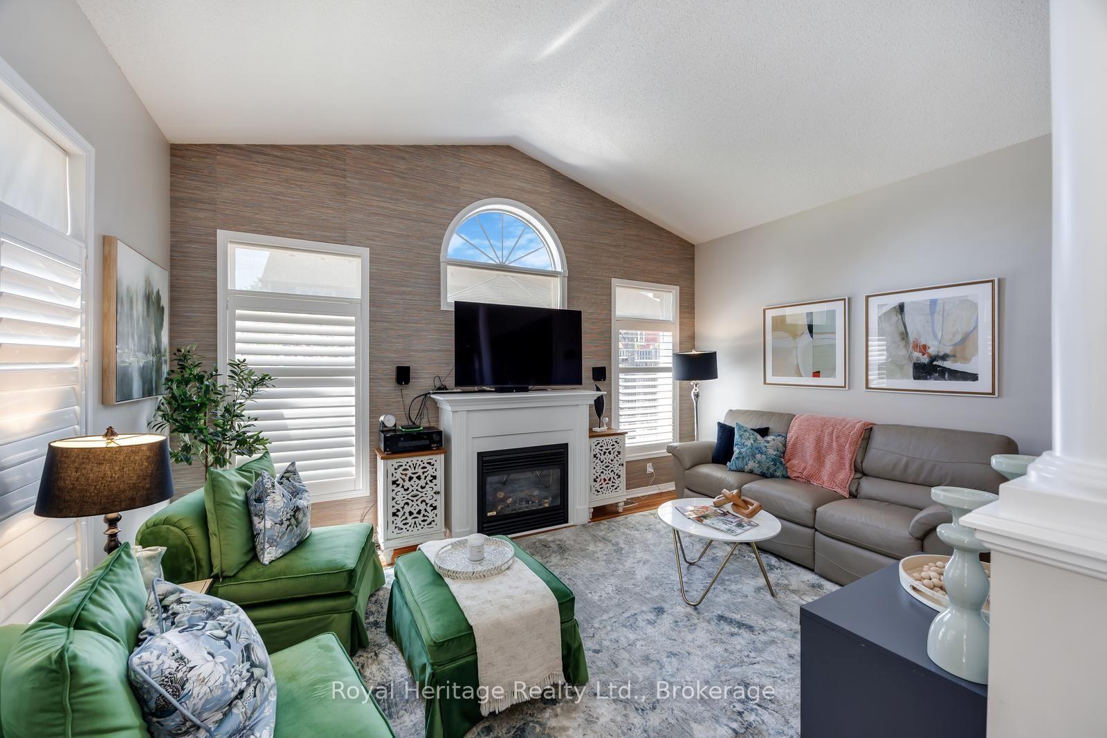 Photo 20 of 6 Goodall Crescent, Clarington, Bowmanville — HOMEH