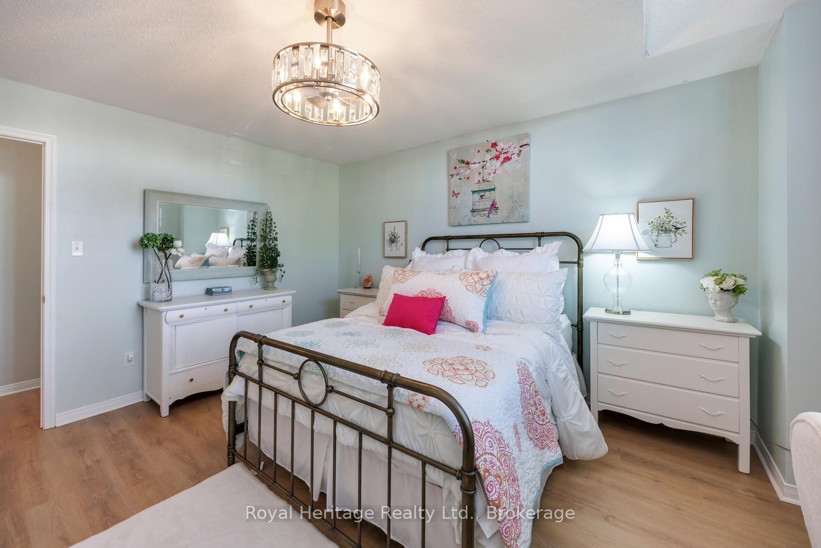 Photo 28 of 6 Goodall Crescent, Clarington, Bowmanville — HOMEH