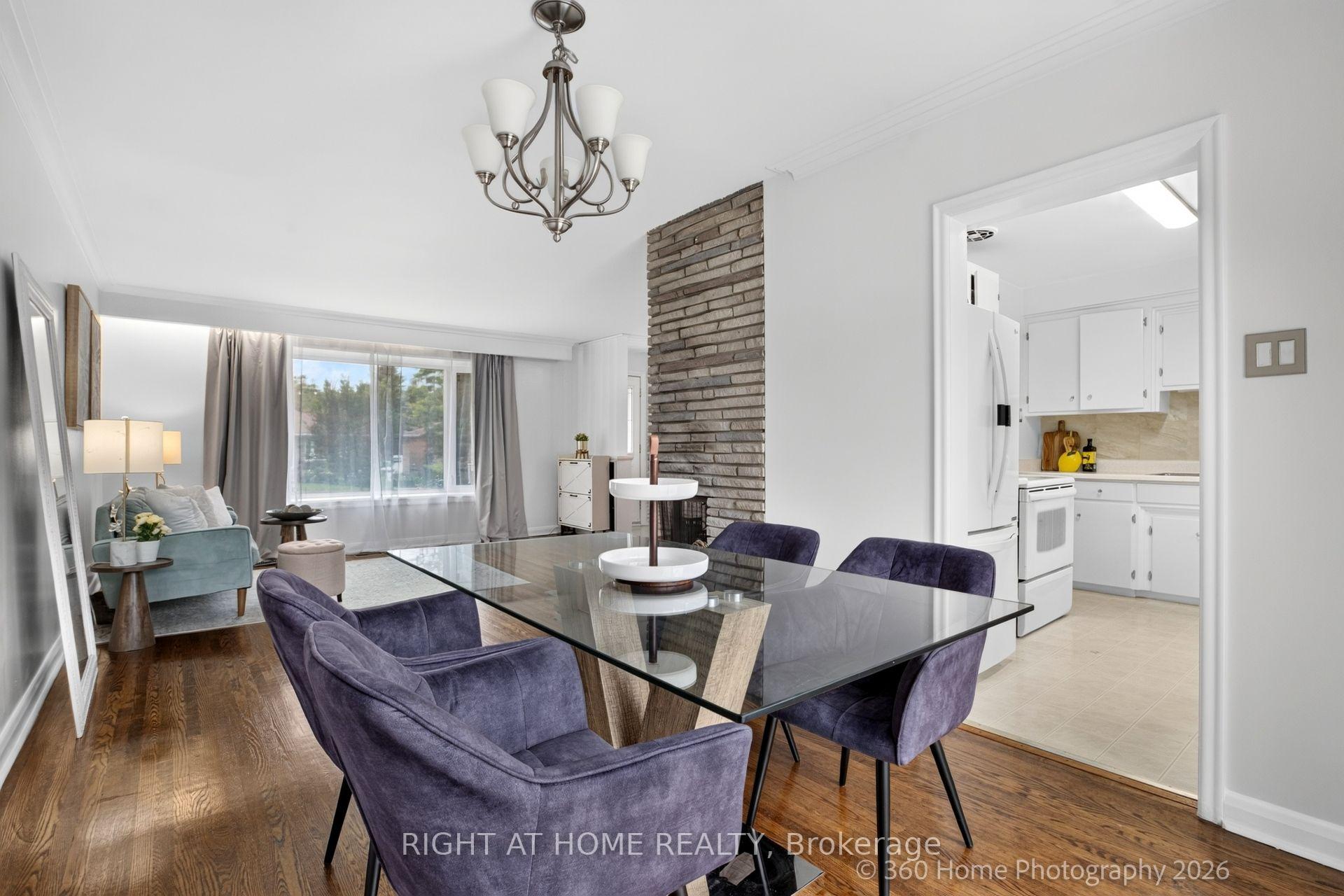 Photo 12 of 100 Perivale Crescent, Scarborough, Bendale — HOMEH