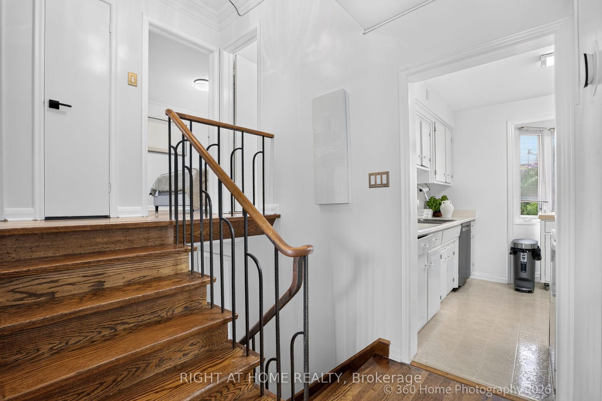 Photo 18 of 100 Perivale Crescent, Scarborough, Bendale — HOMEH