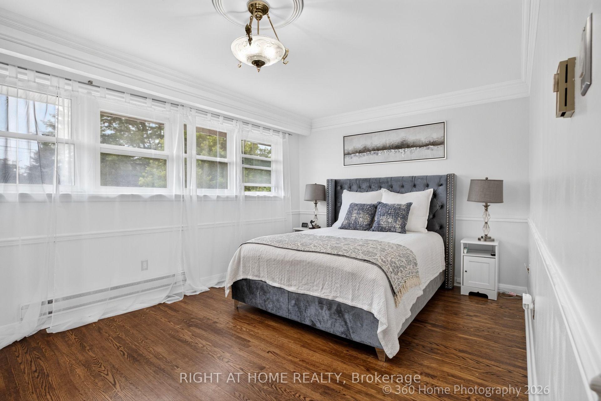 Photo 19 of 100 Perivale Crescent, Scarborough, Bendale — HOMEH