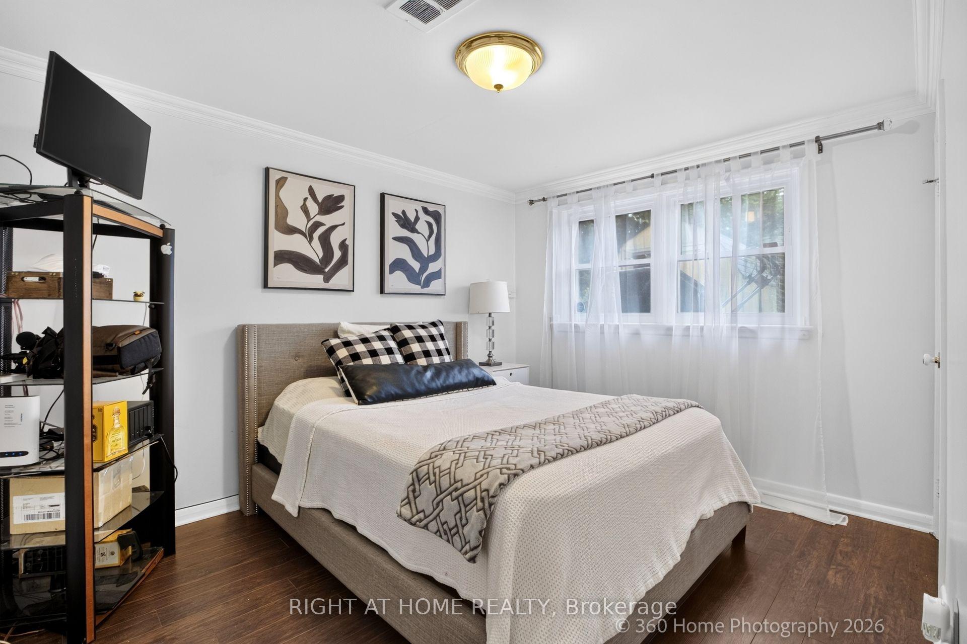 Photo 26 of 100 Perivale Crescent, Scarborough, Bendale — HOMEH