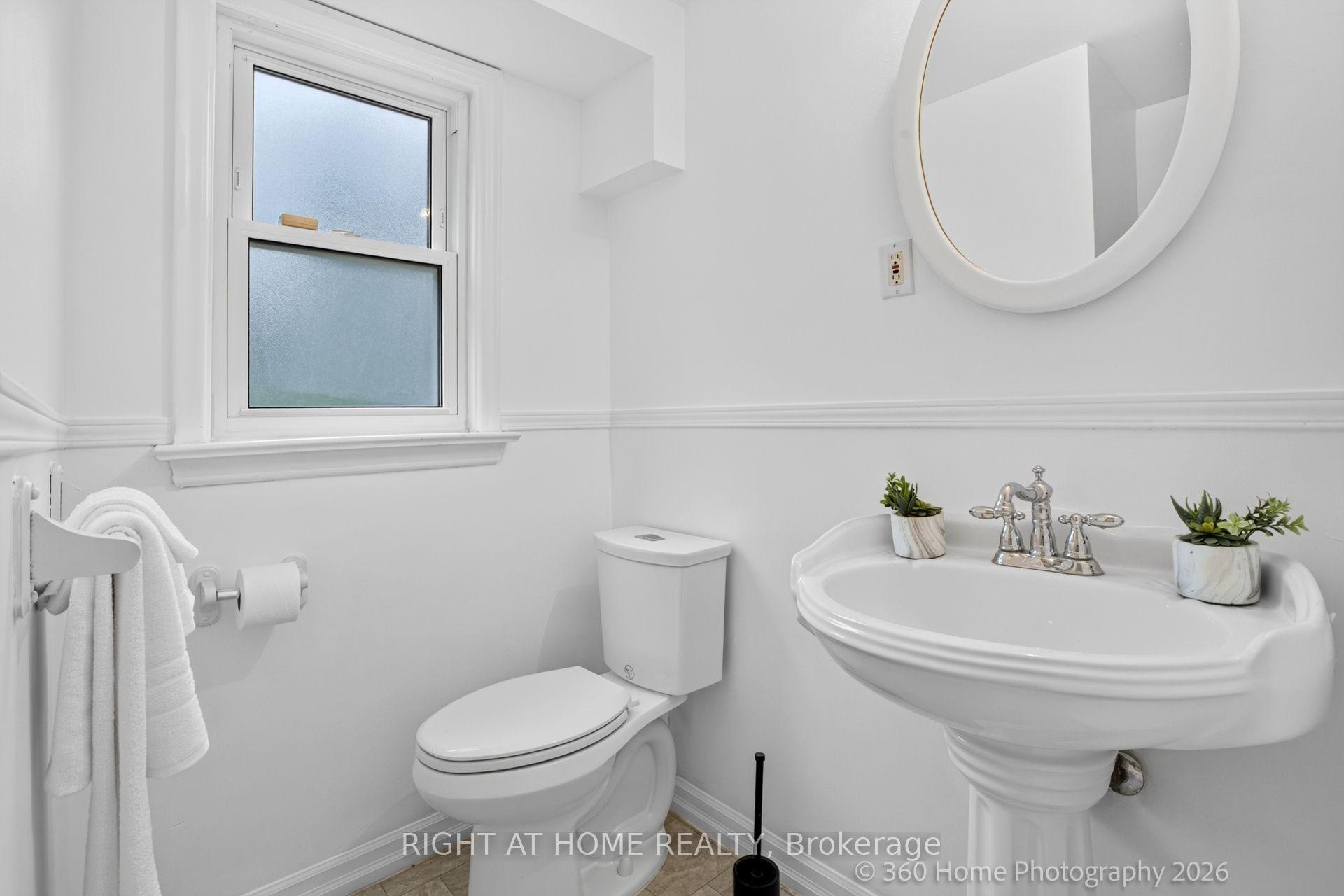 Photo 29 of 100 Perivale Crescent, Scarborough, Bendale — HOMEH