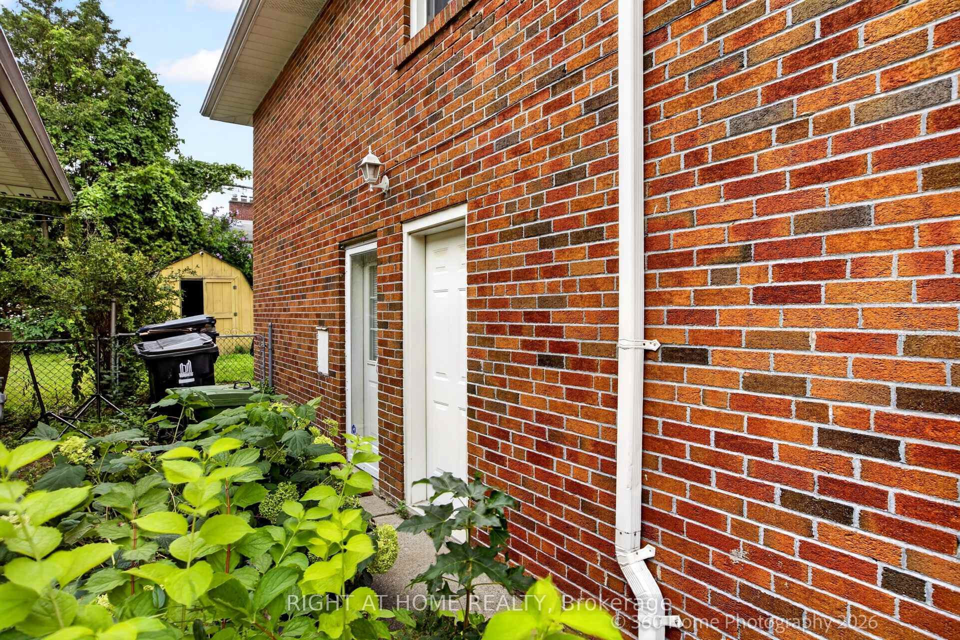 Photo 33 of 100 Perivale Crescent, Scarborough, Bendale — HOMEH