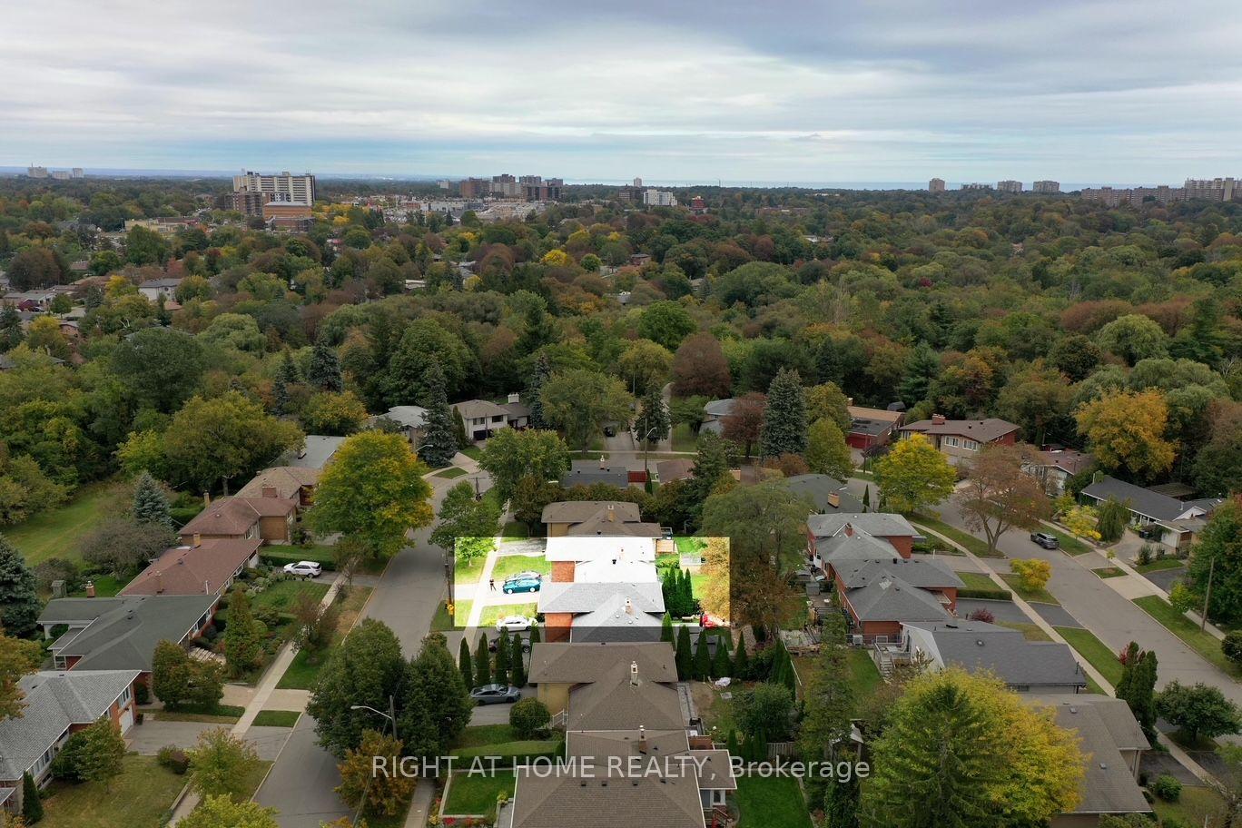 Photo 40 of 100 Perivale Crescent, Scarborough, Bendale — HOMEH