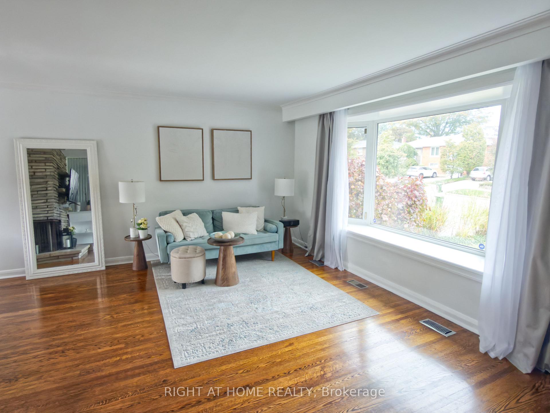 Photo 47 of 100 Perivale Crescent, Scarborough, Bendale — HOMEH