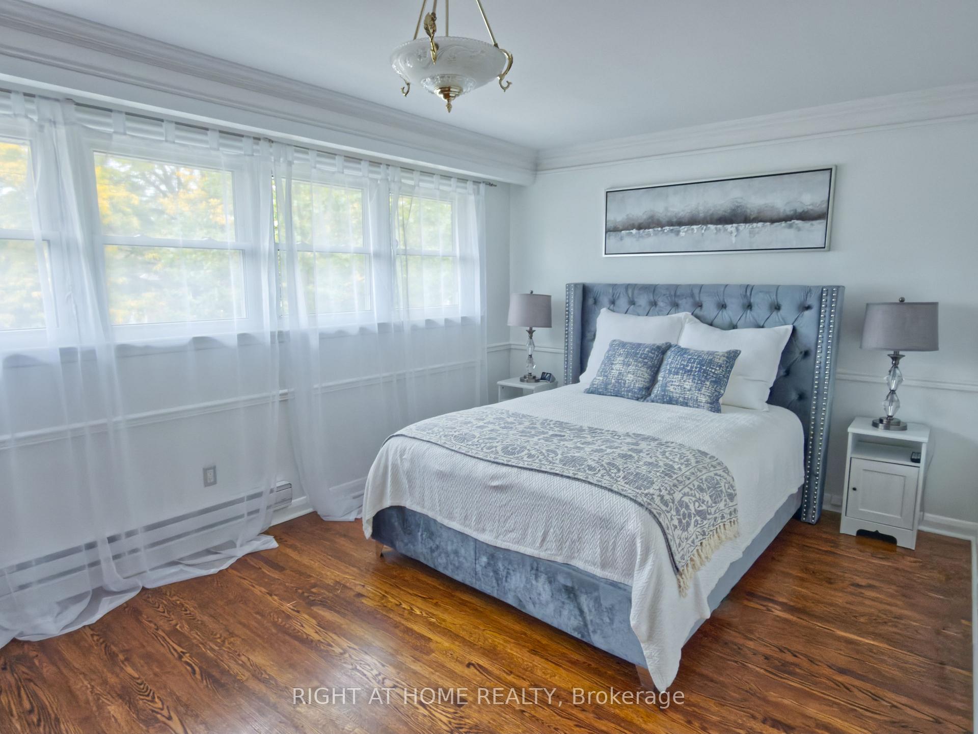 Photo 50 of 100 Perivale Crescent, Scarborough, Bendale — HOMEH