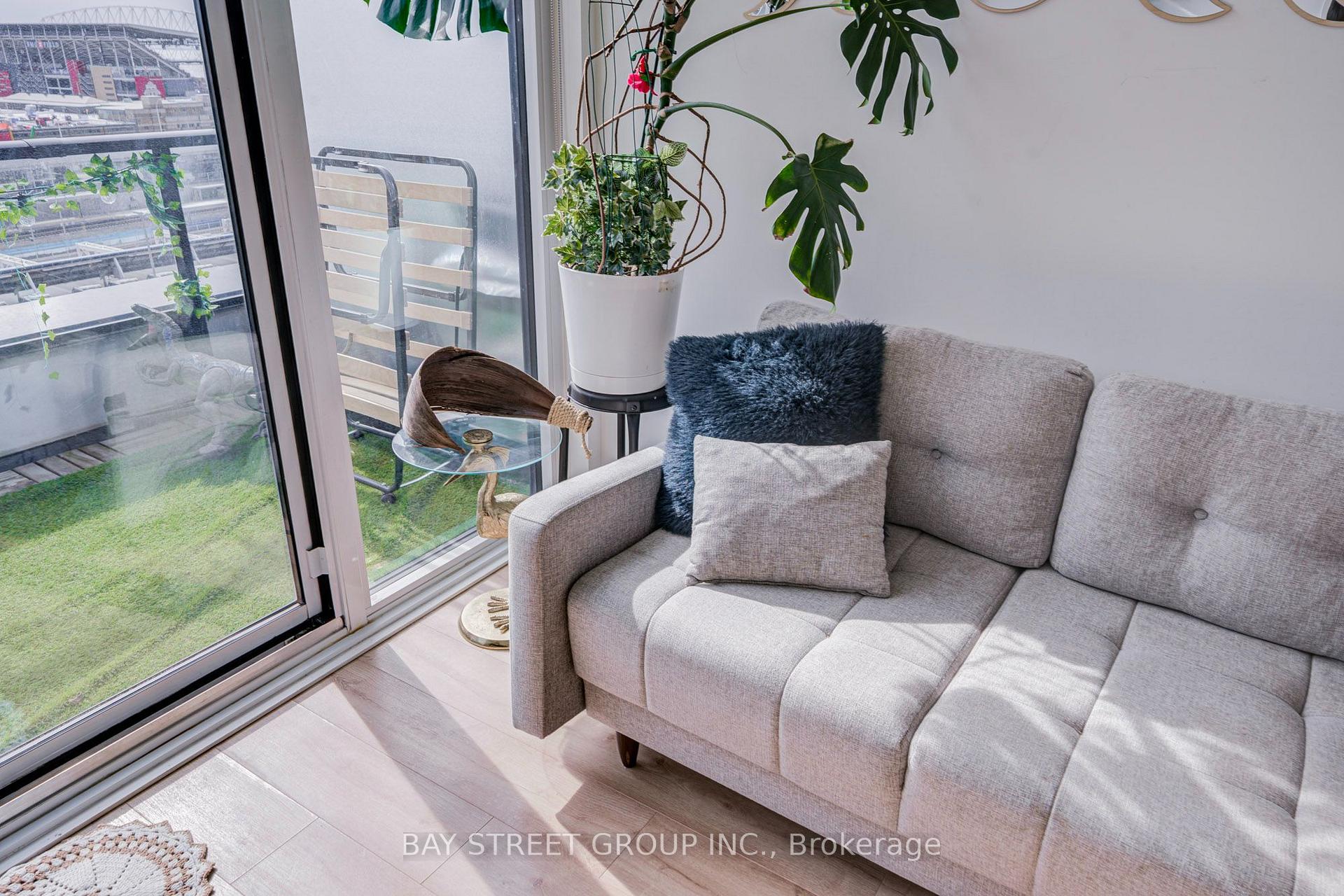 Photo 16 of Unit 16, 135 East Liberty Street, Toronto, Niagara — HOMEH