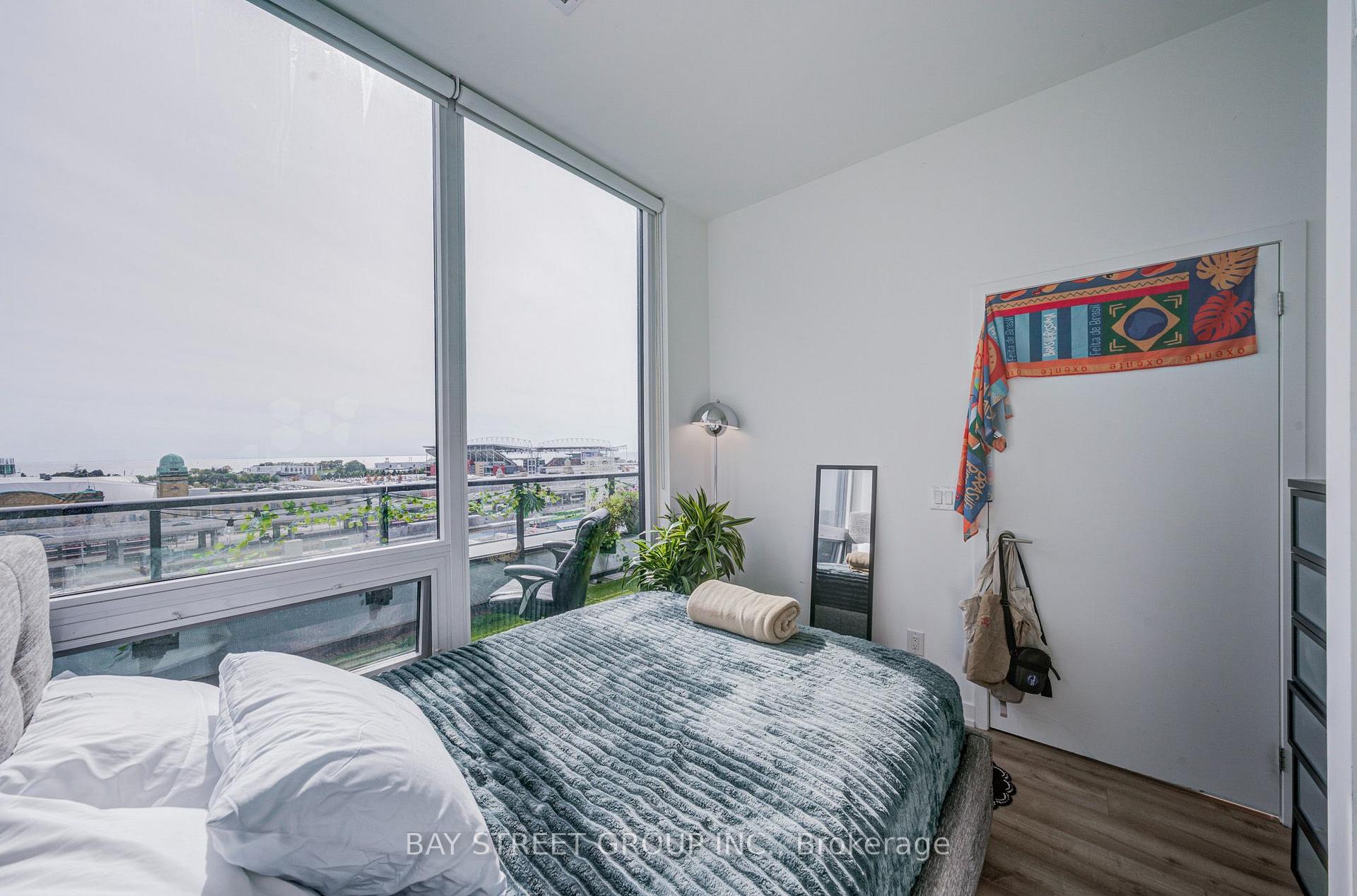 Photo 19 of Unit 16, 135 East Liberty Street, Toronto, Niagara — HOMEH