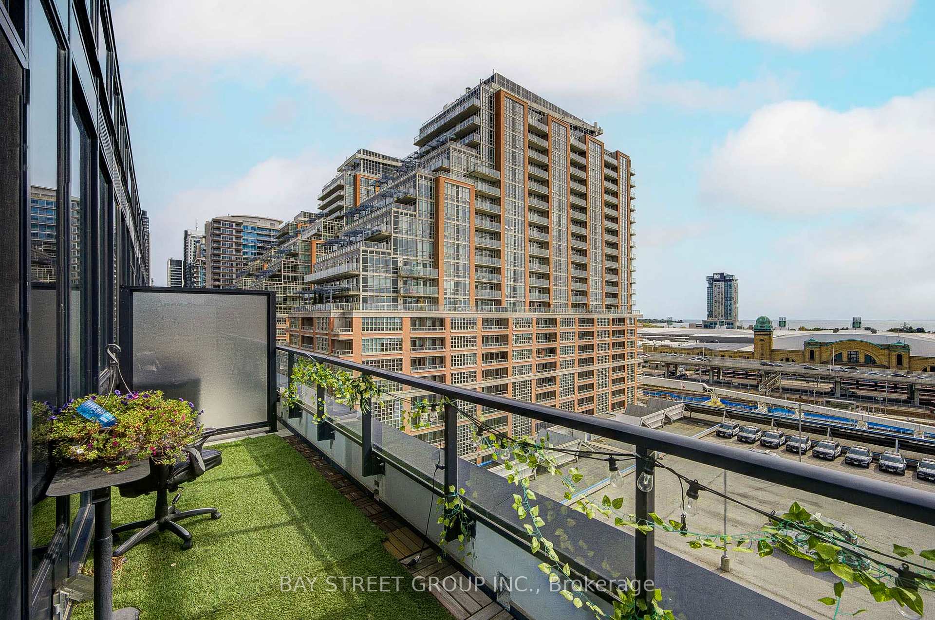 Photo 24 of Unit 16, 135 East Liberty Street, Toronto, Niagara — HOMEH