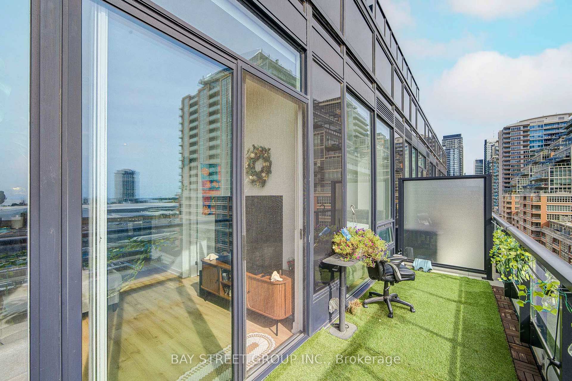 Photo 26 of Unit 16, 135 East Liberty Street, Toronto, Niagara — HOMEH