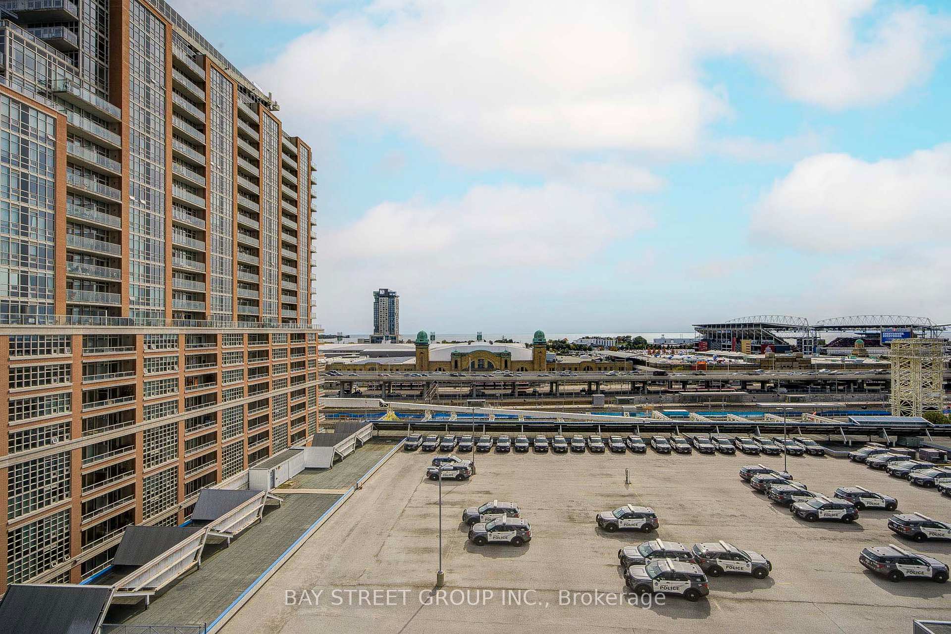 Photo 28 of Unit 16, 135 East Liberty Street, Toronto, Niagara — HOMEH
