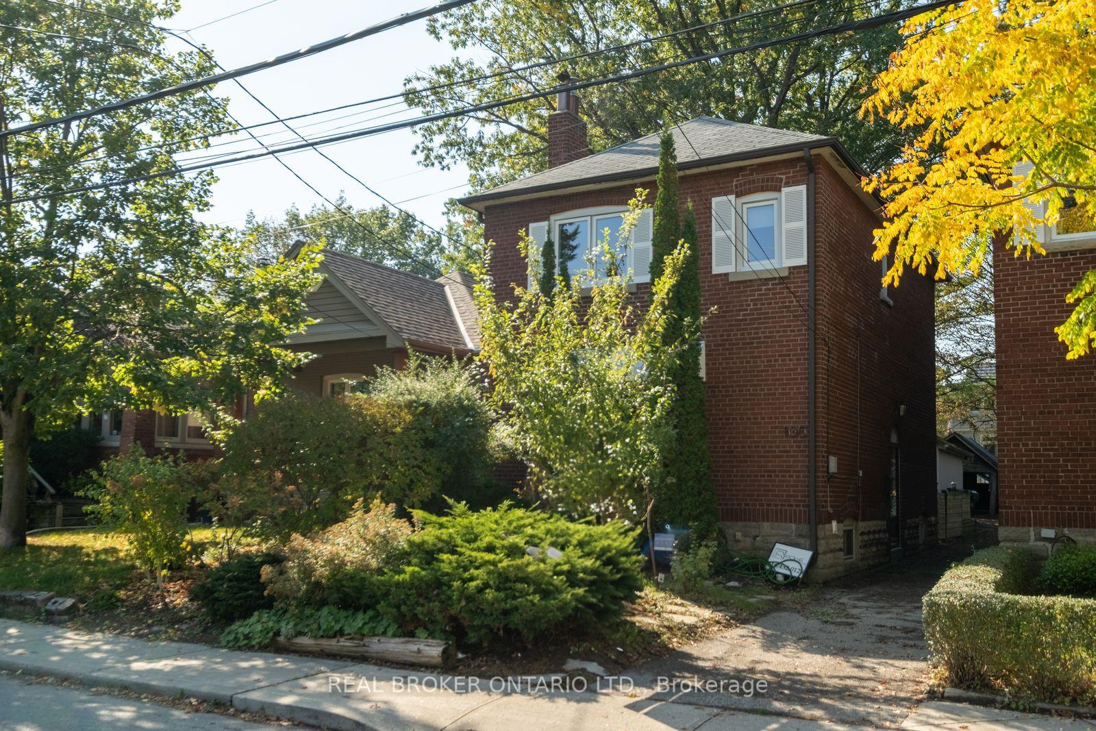 Photo 2 of 100 Oak Park Avenue, Toronto, Woodbine-Lumsden — HOMEH