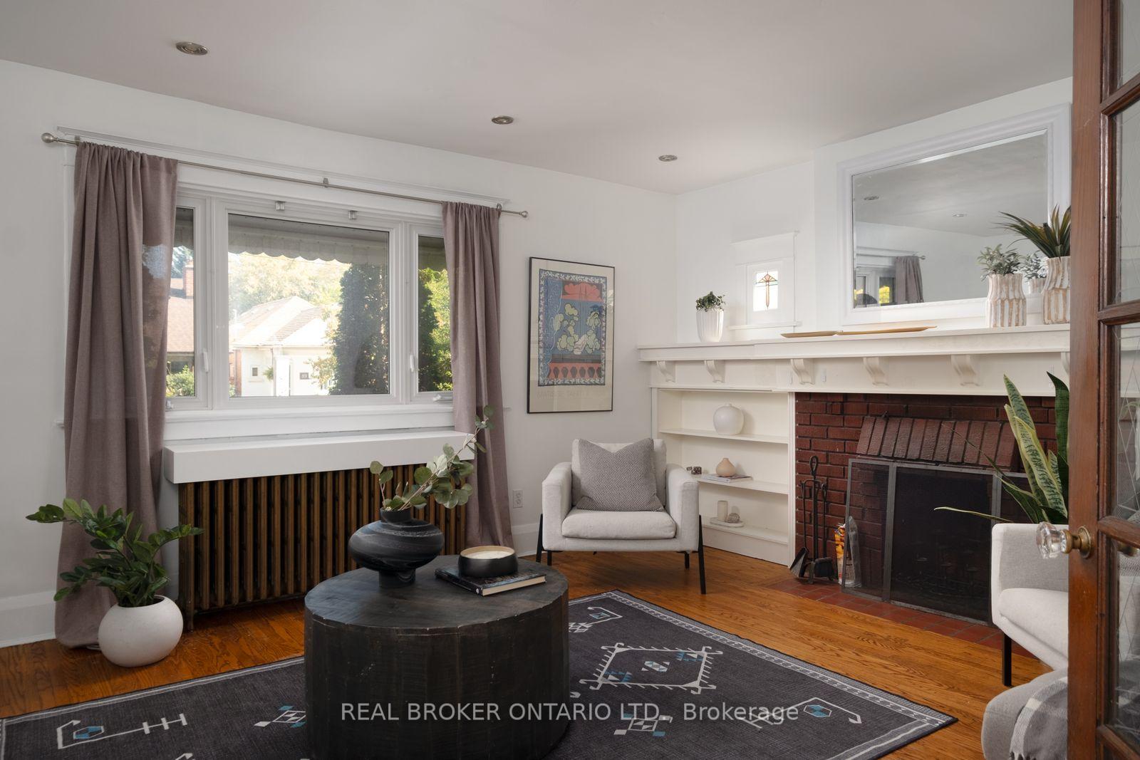 Photo 5 of 100 Oak Park Avenue, Toronto, Woodbine-Lumsden — HOMEH