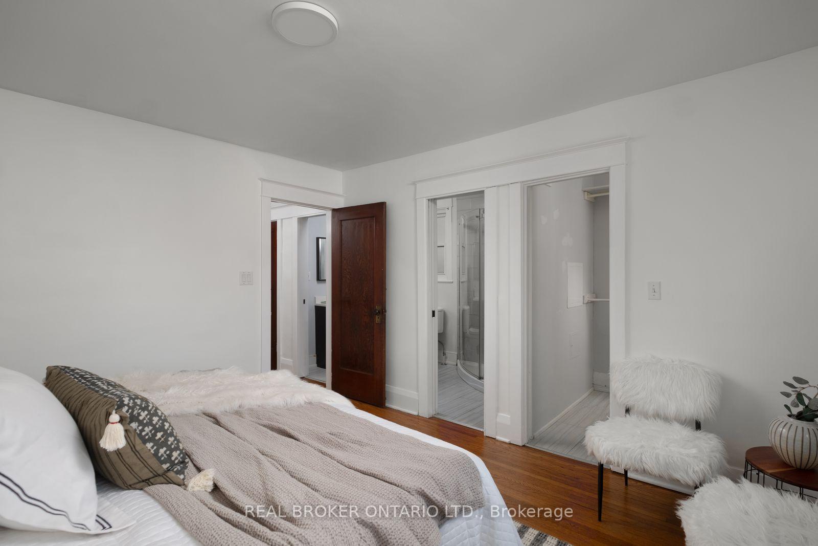 Photo 23 of 100 Oak Park Avenue, Toronto, Woodbine-Lumsden — HOMEH