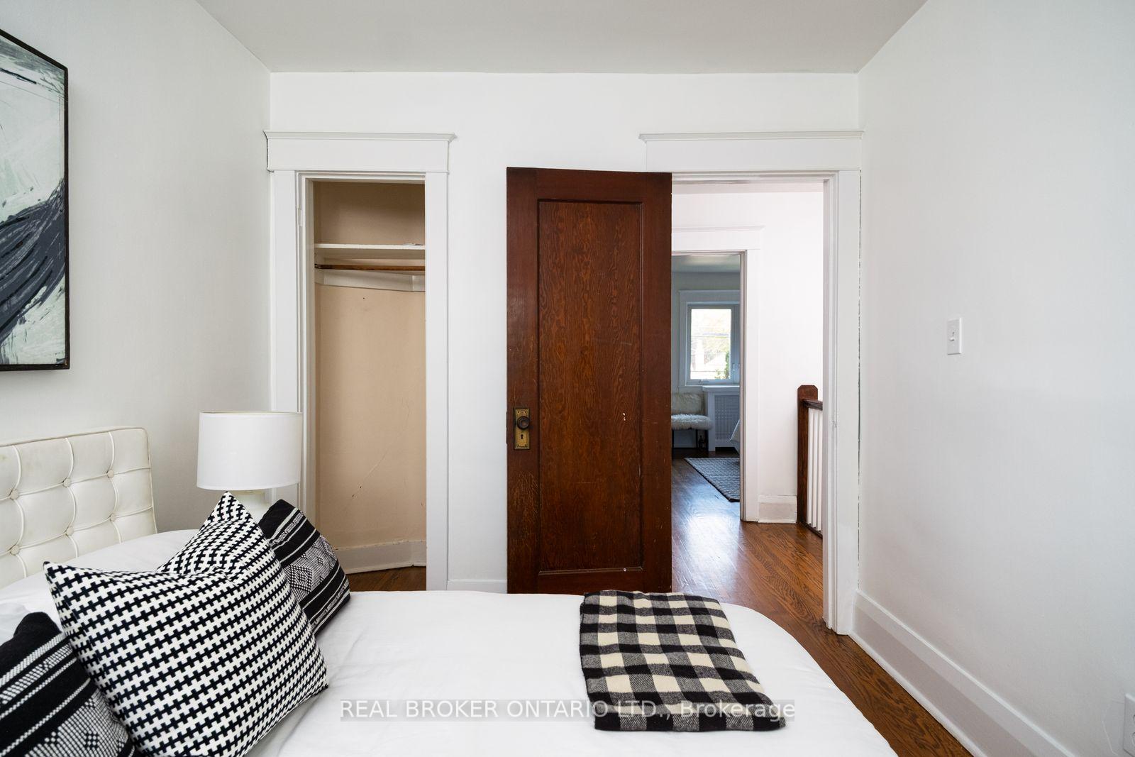 Photo 24 of 100 Oak Park Avenue, Toronto, Woodbine-Lumsden — HOMEH