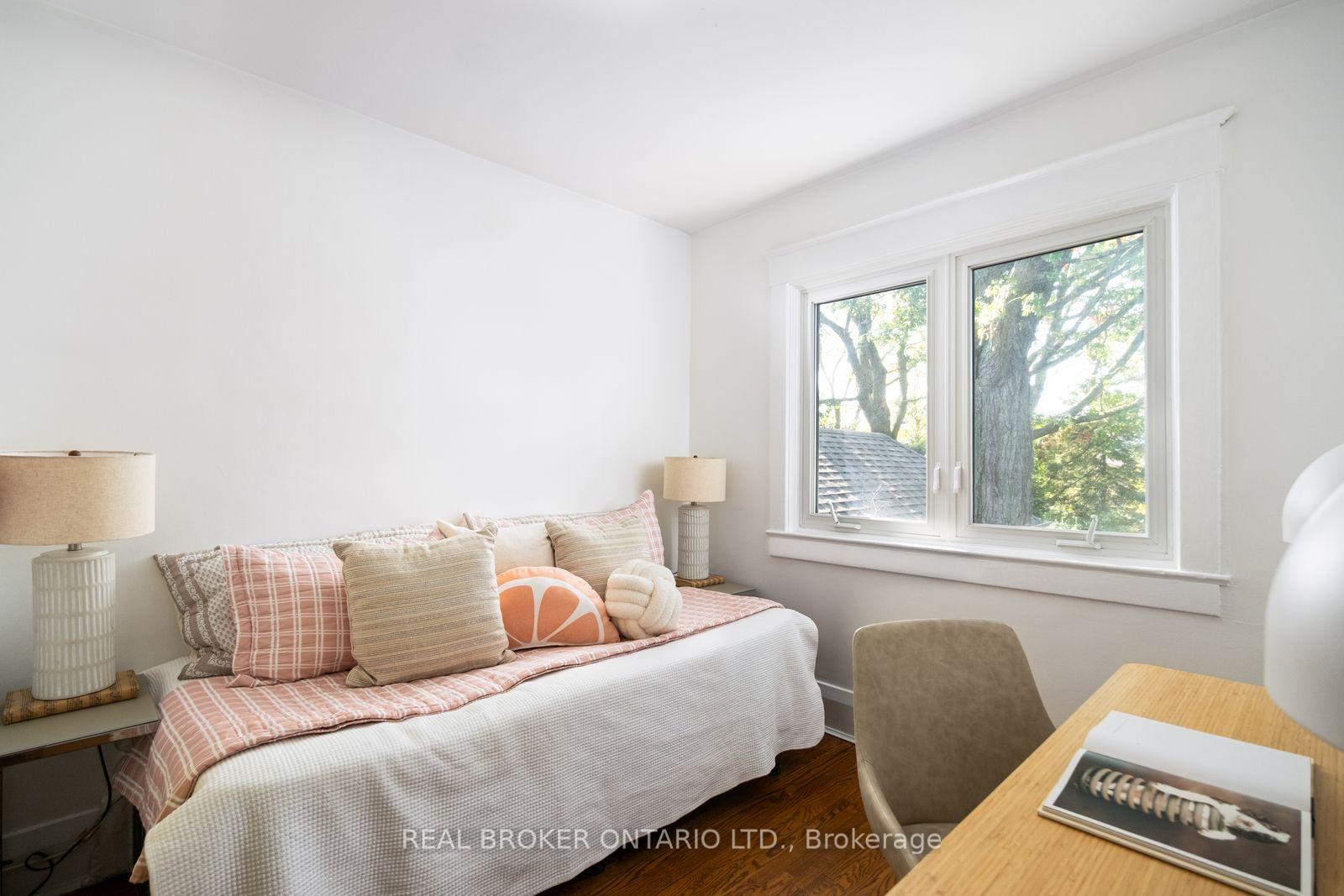 Photo 26 of 100 Oak Park Avenue, Toronto, Woodbine-Lumsden — HOMEH