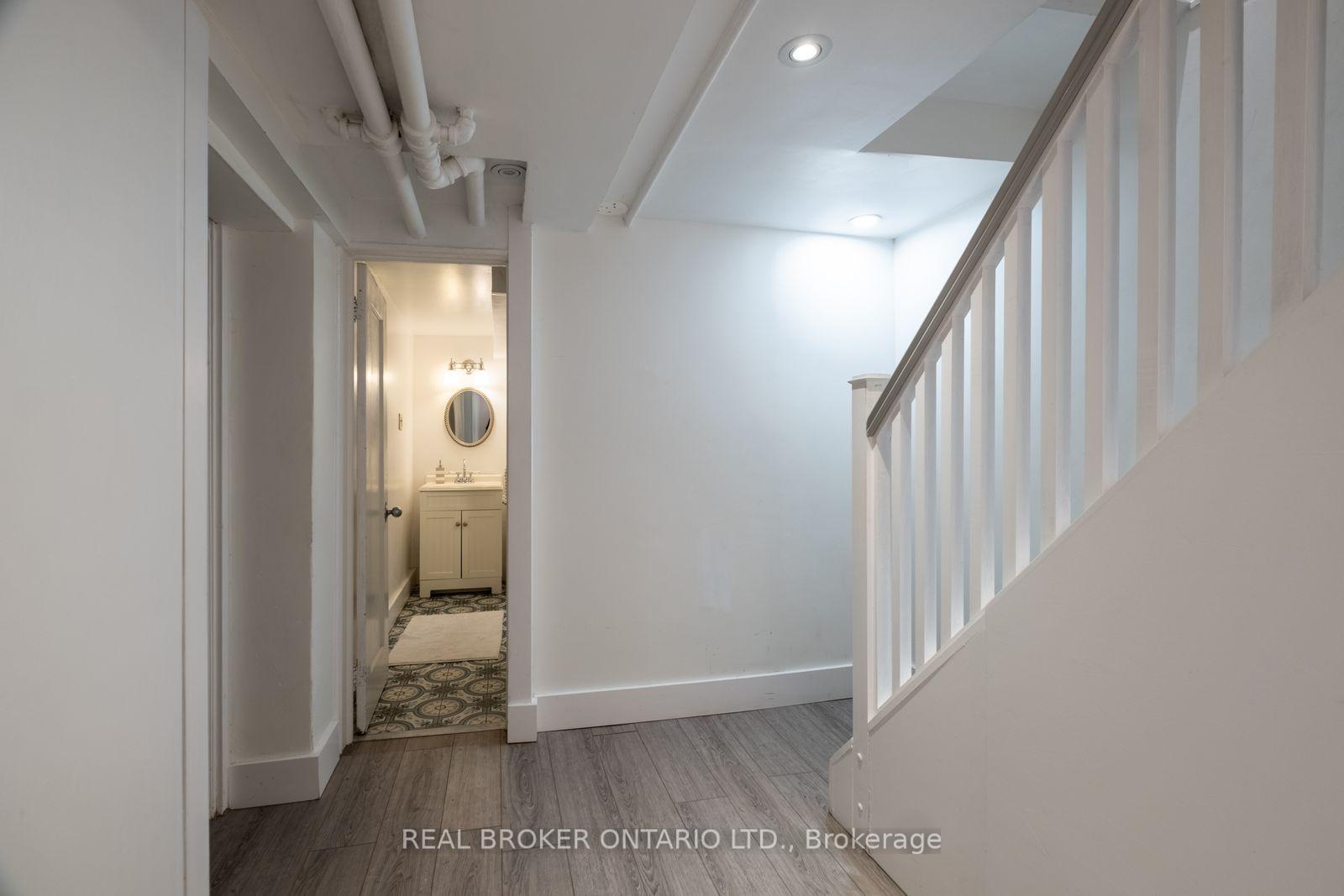 Photo 34 of 100 Oak Park Avenue, Toronto, Woodbine-Lumsden — HOMEH