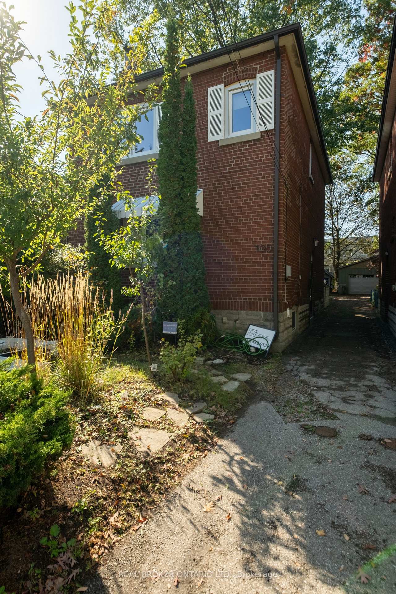 Photo 46 of 100 Oak Park Avenue, Toronto, Woodbine-Lumsden — HOMEH