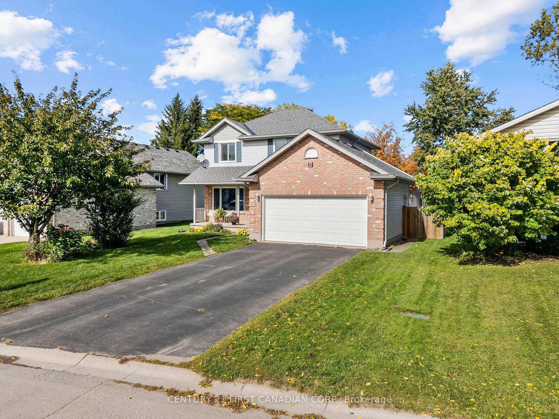 Photo 4 of 8 Robin Street, North Middlesex, Ailsa Craig — HOMEH