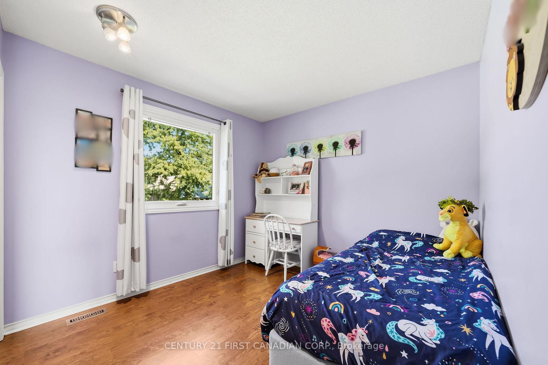 Photo 24 of 8 Robin Street, North Middlesex, Ailsa Craig — HOMEH