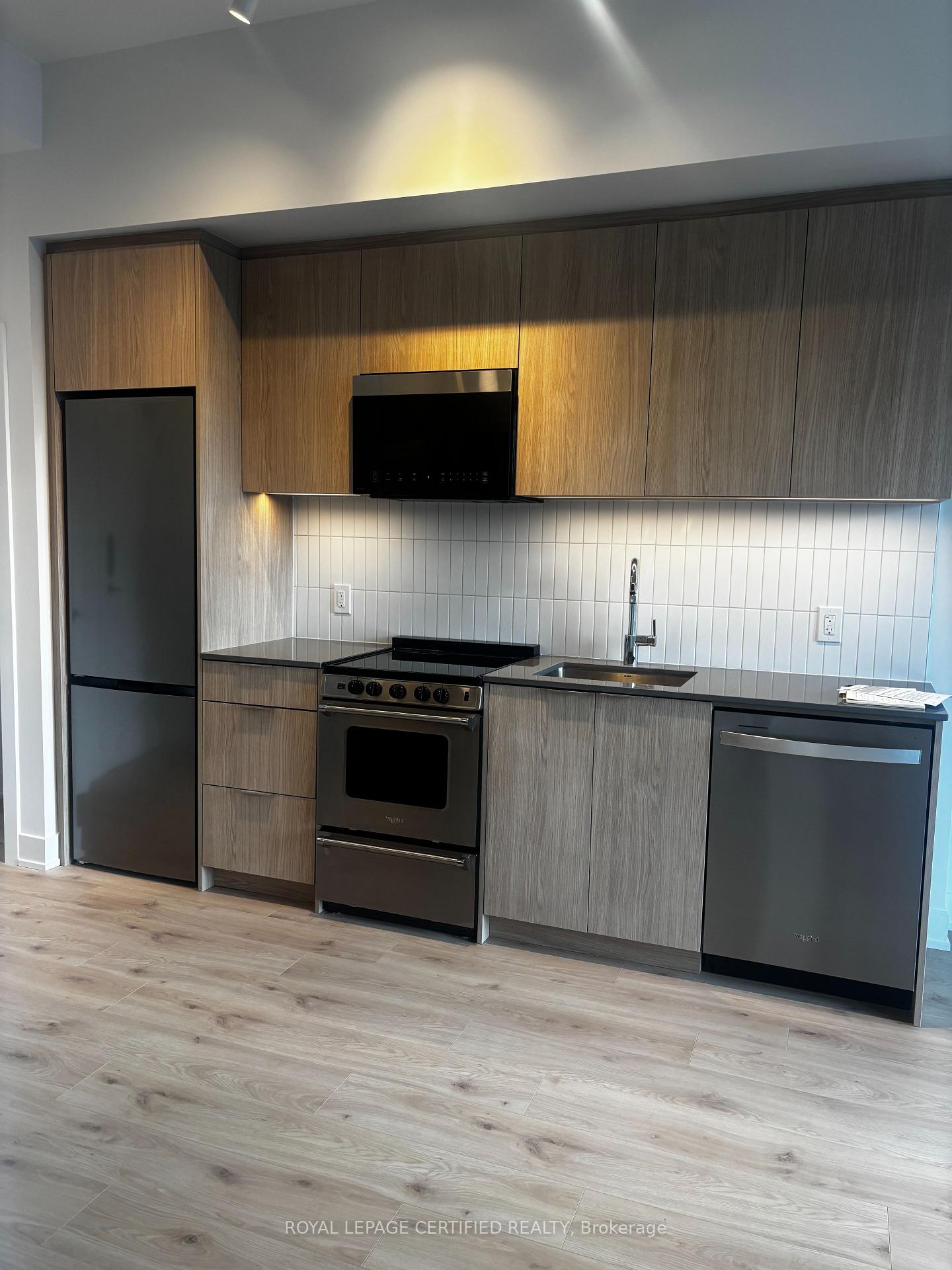 Photo of Unit 112, 3088 William Cutmore Boulevard