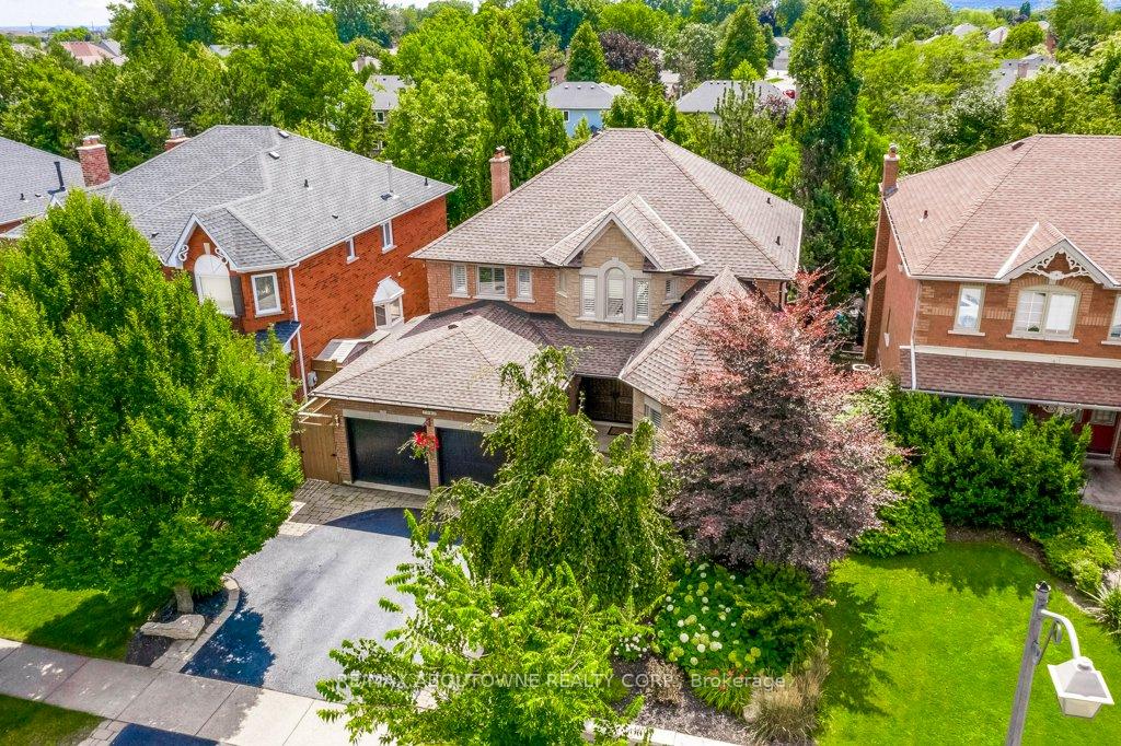 Photo of 2080 Mckerlie Crescent