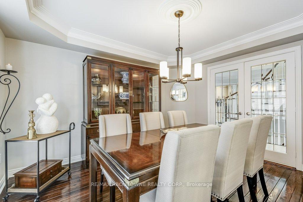 Photo 8 of 2080 Mckerlie Crescent, Burlington, Rose — HOMEH