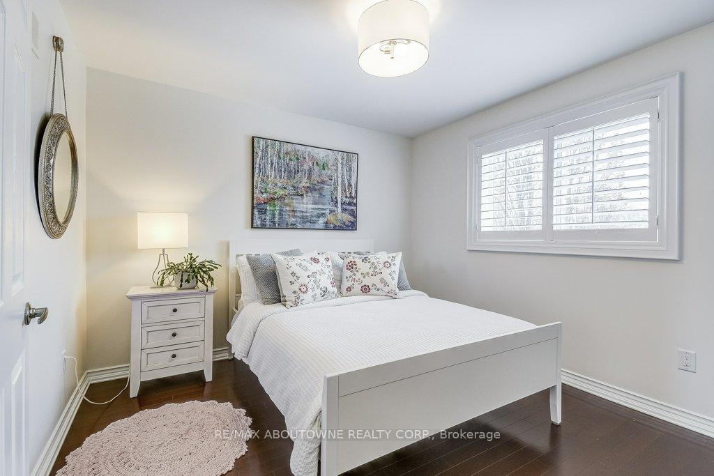 Photo 25 of 2080 Mckerlie Crescent, Burlington, Rose — HOMEH