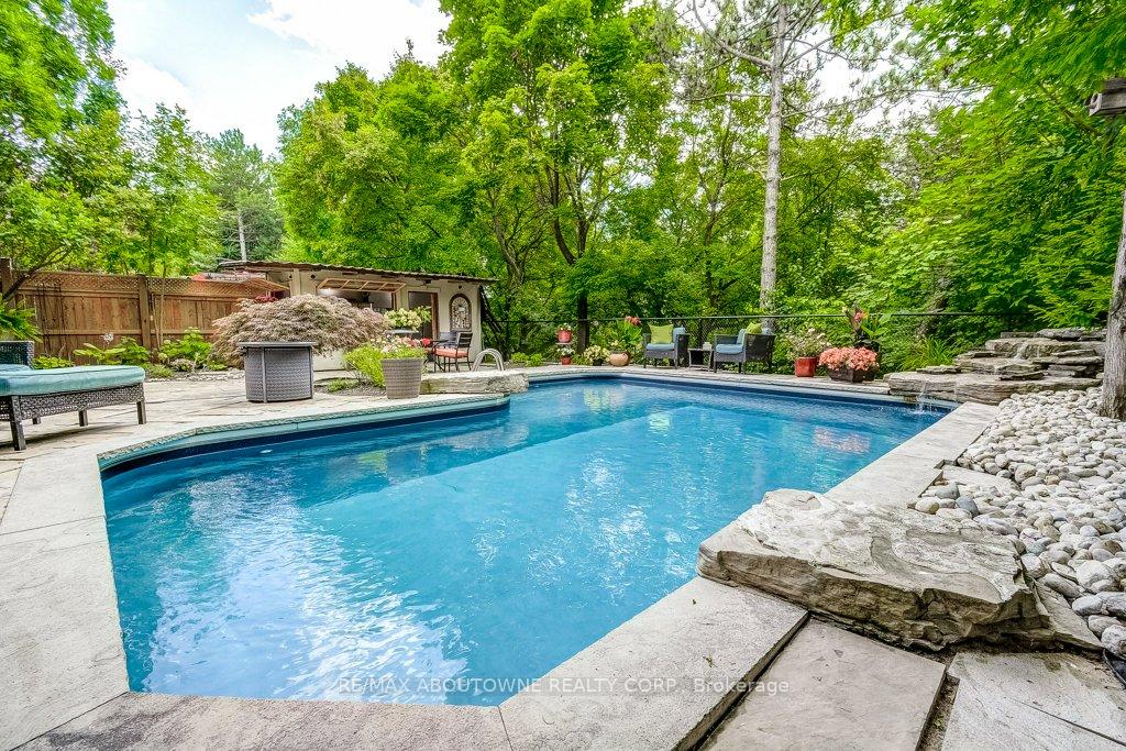 Photo 35 of 2080 Mckerlie Crescent, Burlington, Rose — HOMEH